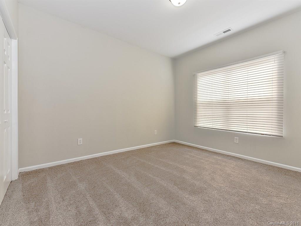 Makayla at Huntington - Residential