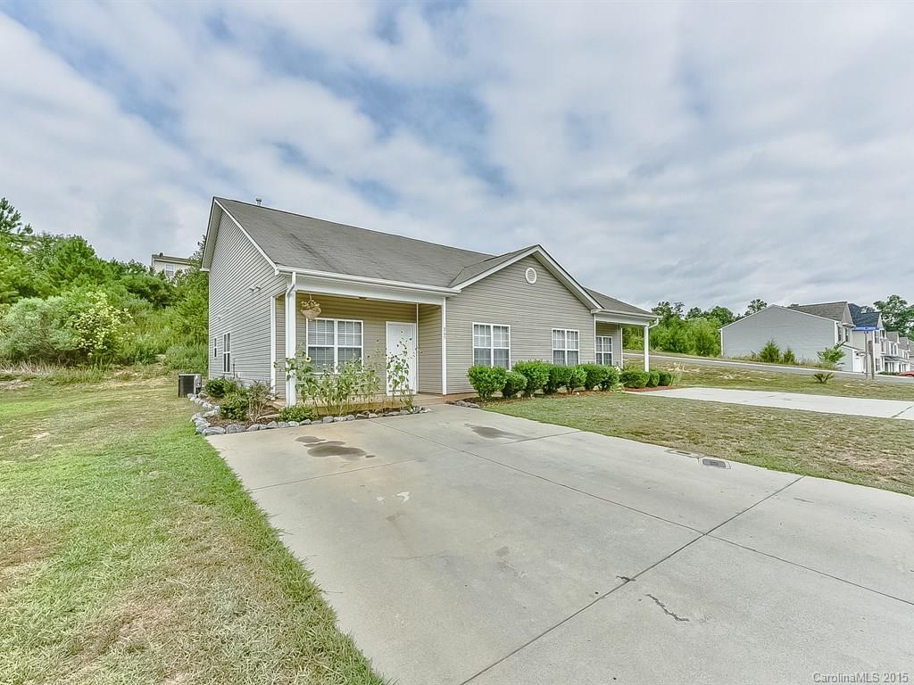 Makayla at Huntington - Residential