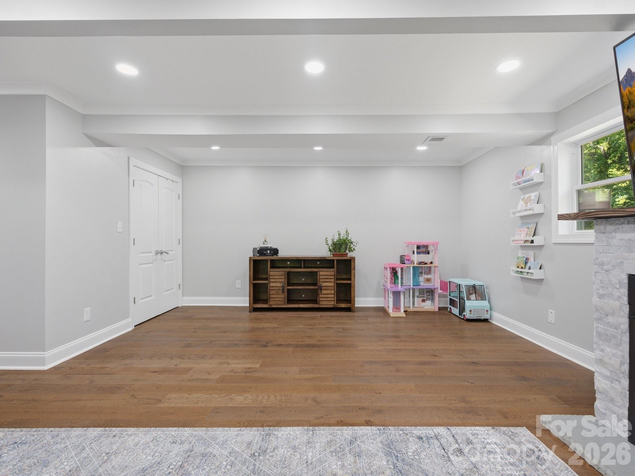 Starmount - Residential