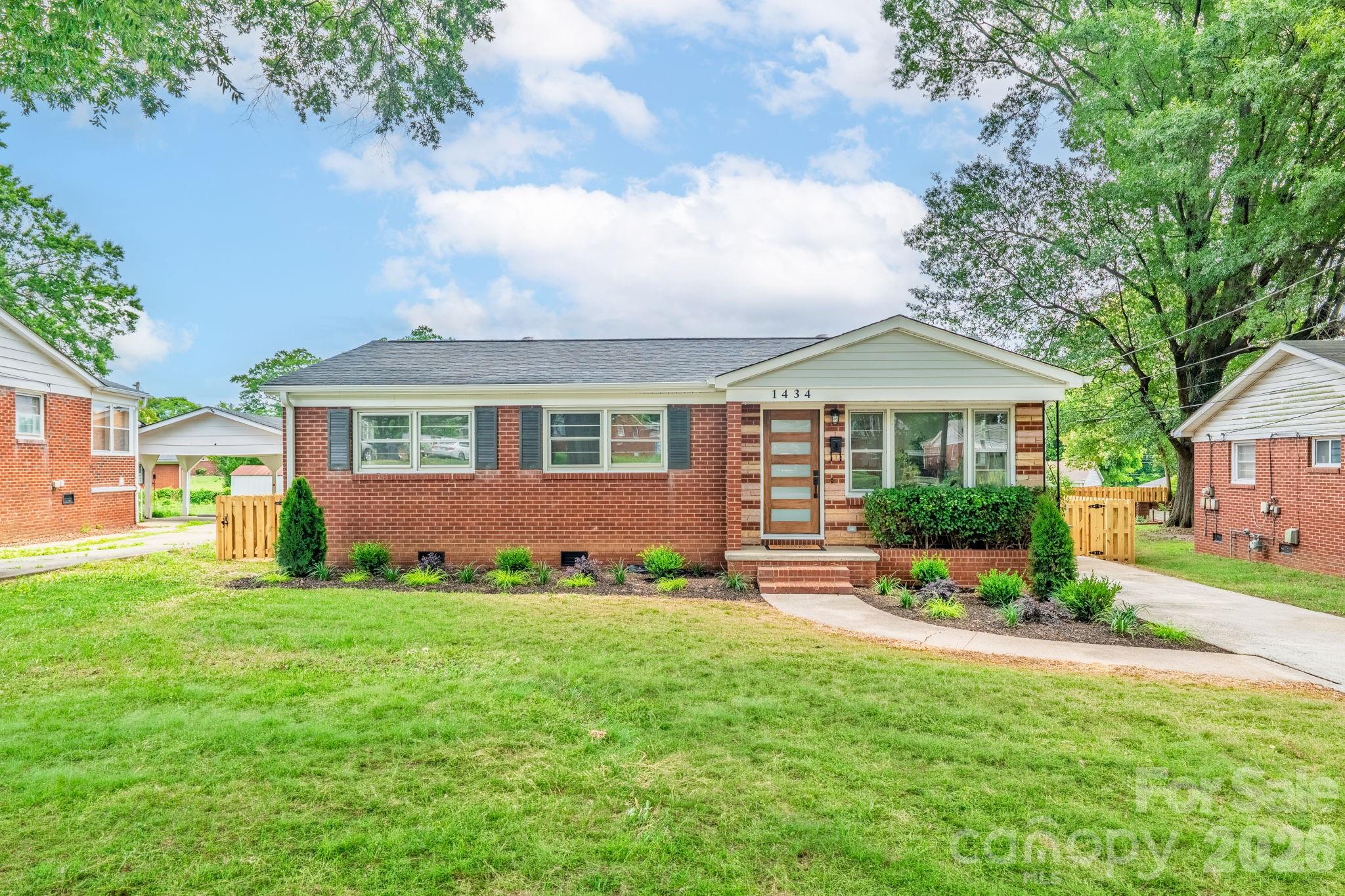 Oaklawn Park - Residential