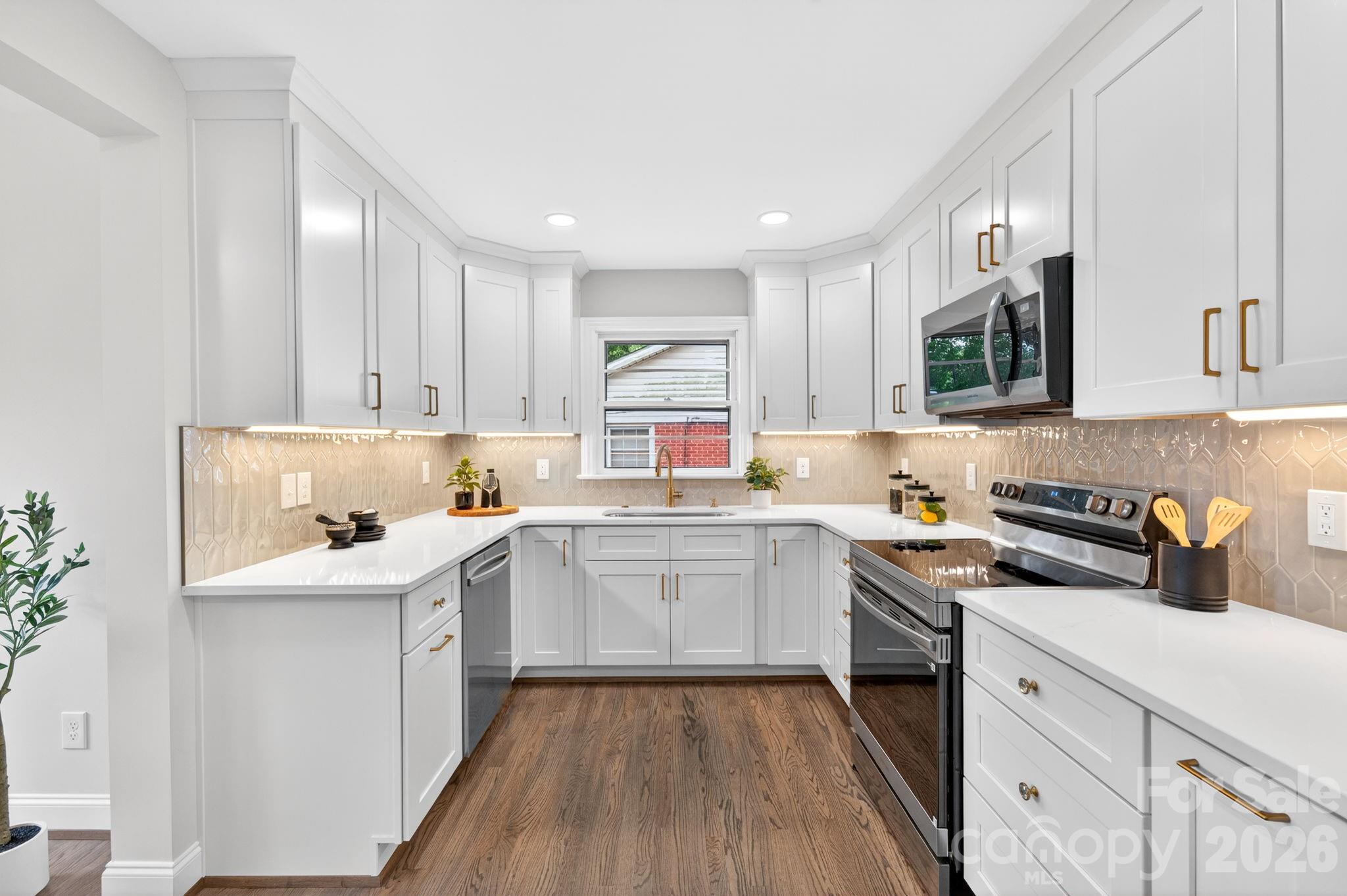 Oaklawn Park - Residential