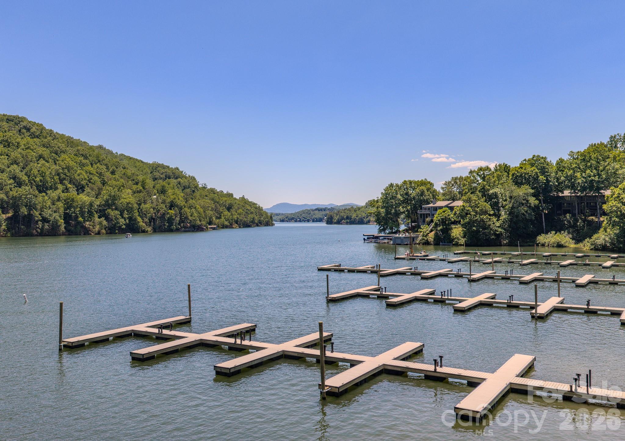 Rumbling Bald on Lake Lure - Residential