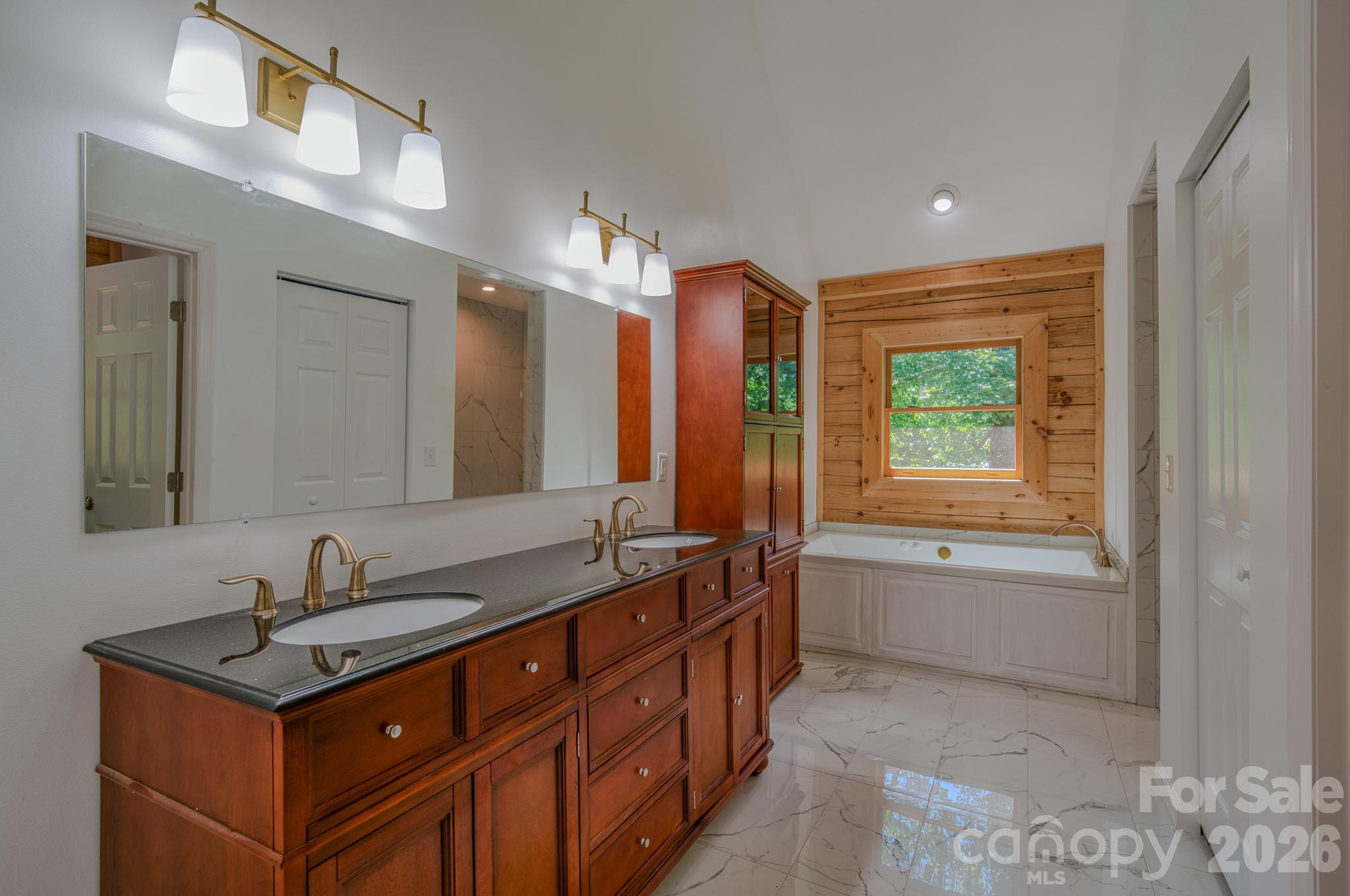 Rumbling Bald on Lake Lure - Residential