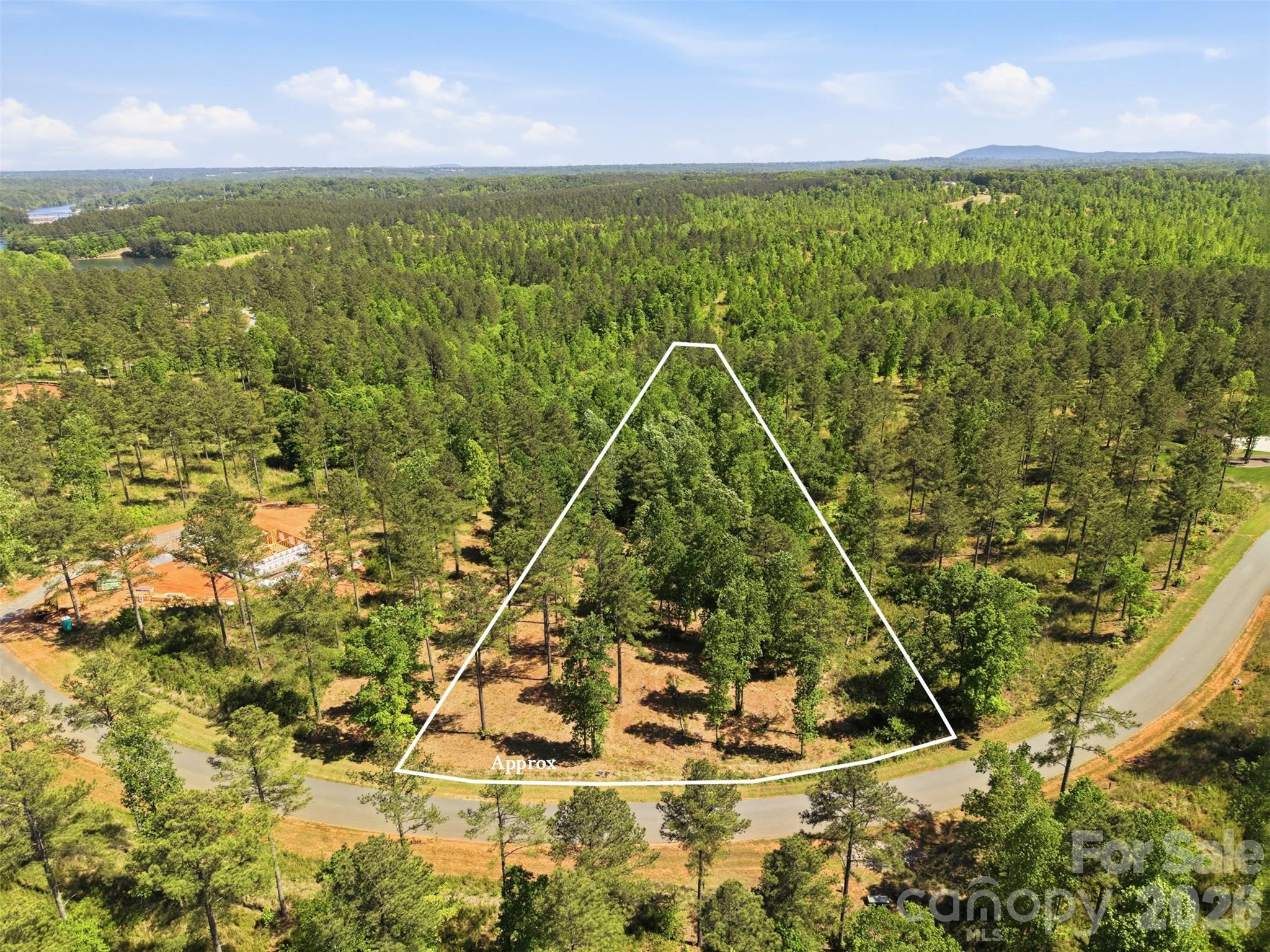 Gorgeous Lakeside Reserve community offer this beautiful homesite located at 2158 Jumping Run with 3.07 acres gives the ideal setting for your future lake retreat or retirement escape. Just over an hour from Charlotte, this location delivers true mountain-lake serenity without sacrificing access to airports, healthcare, shopping, and everyday conveniences.
With larger lots, quieter waters, and a slower pace than busier regional lakes, Lakeside Reserve is designed for those who value privacy, nature, and intentional living. Community amenities include a swimming pool, walking trails, and lake access, giving you endless opportunities to enjoy the outdoors.
Whether you’re planning weekend getaways now or envisioning your forever home in the years ahead, this property provides the space and flexibility to design a lifestyle that fits your vision. This isn’t just land. It’s your next adventure.
