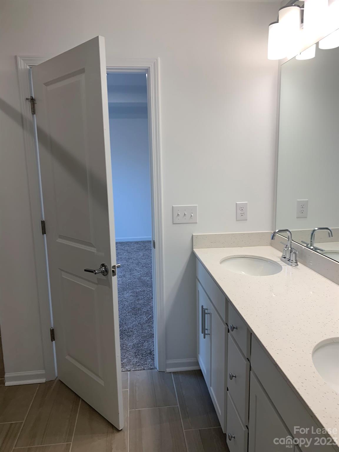 Odell Corners - Residential Lease