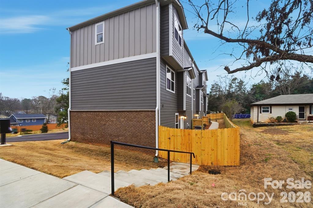 Sharonbrook - Residential