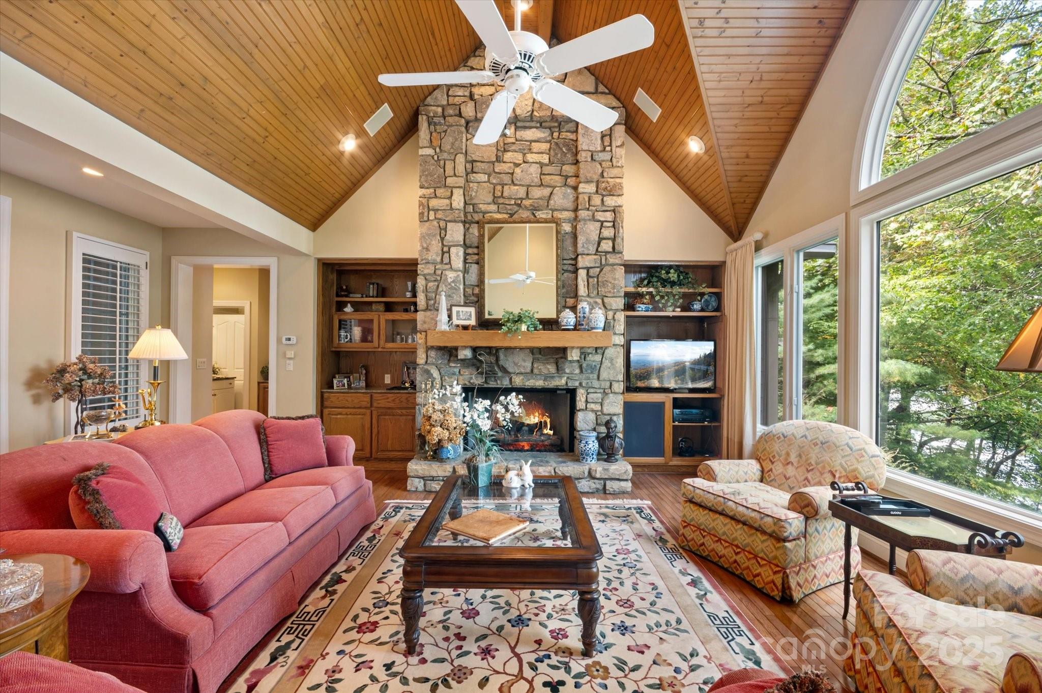 Connestee Falls - Residential