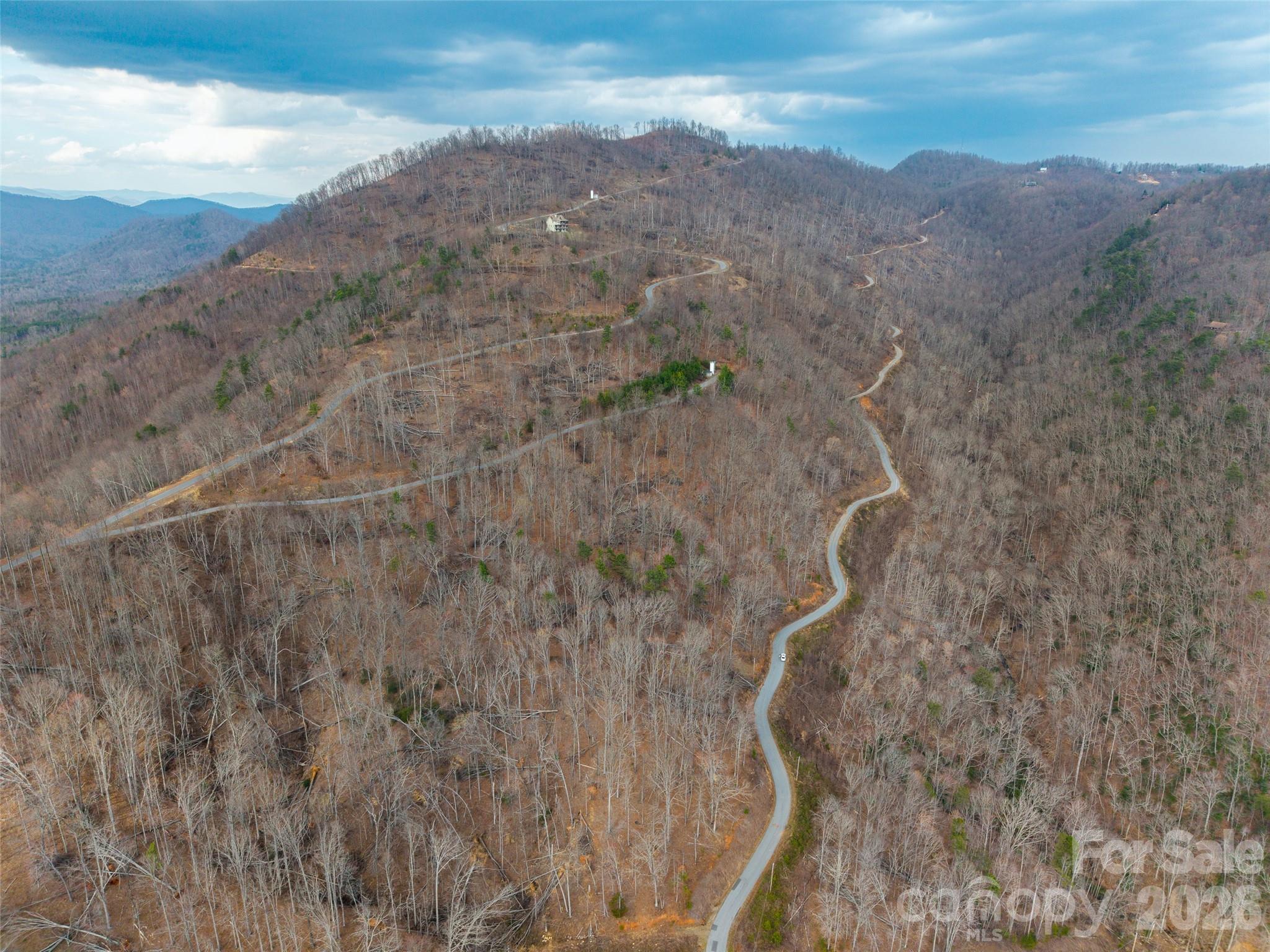 Queens Gap - Land