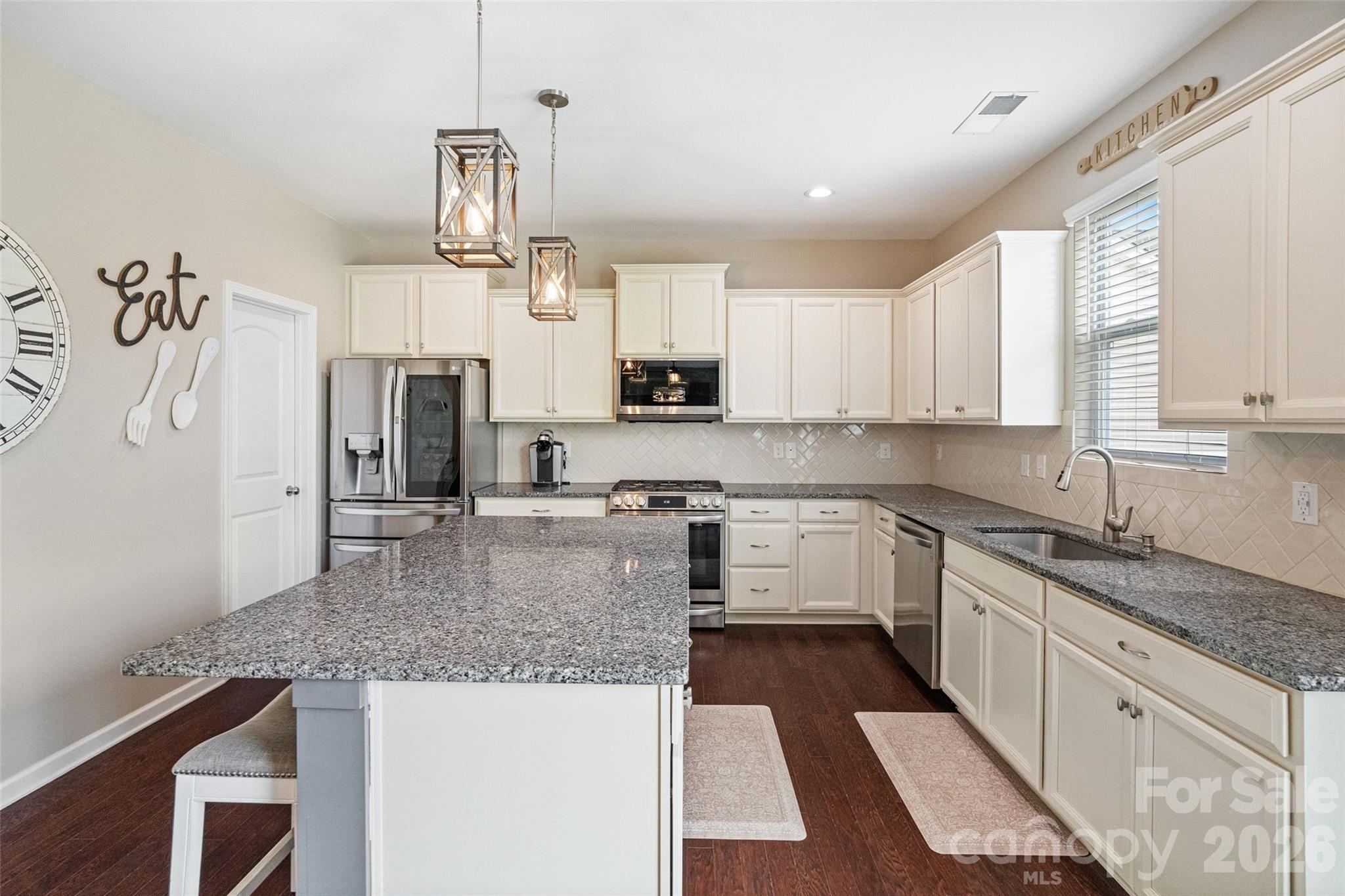Kings Grove Manor - Residential