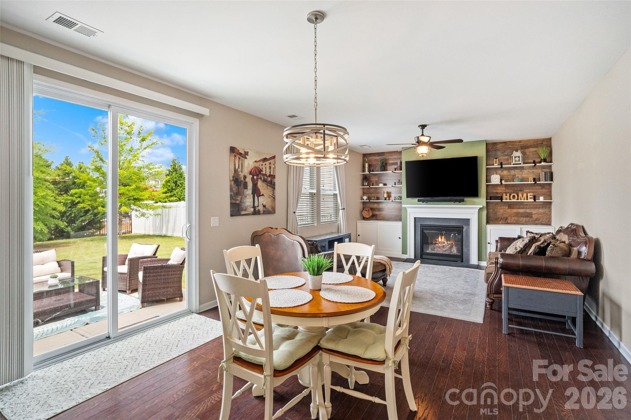 Kings Grove Manor - Residential