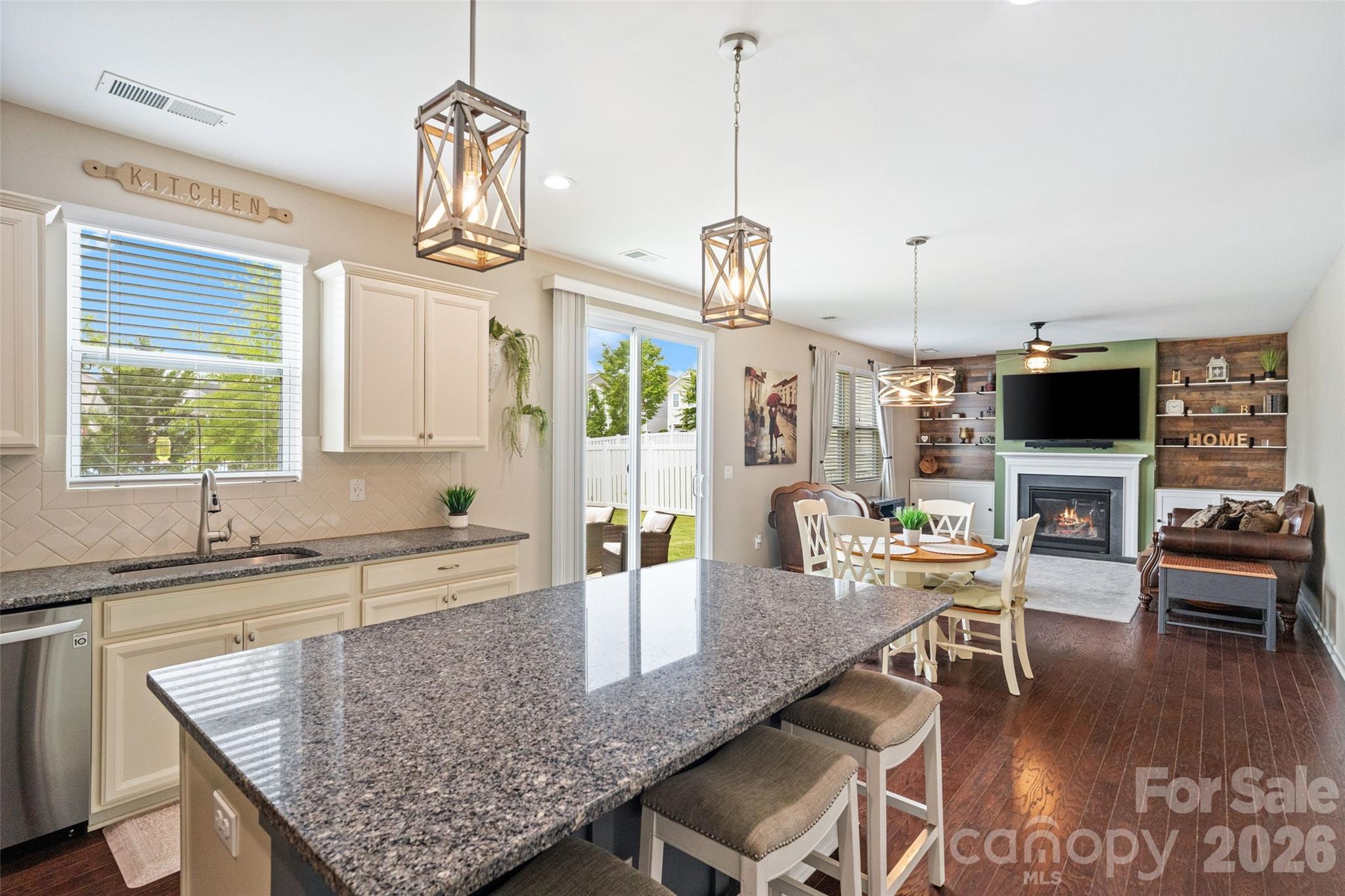 Kings Grove Manor - Residential