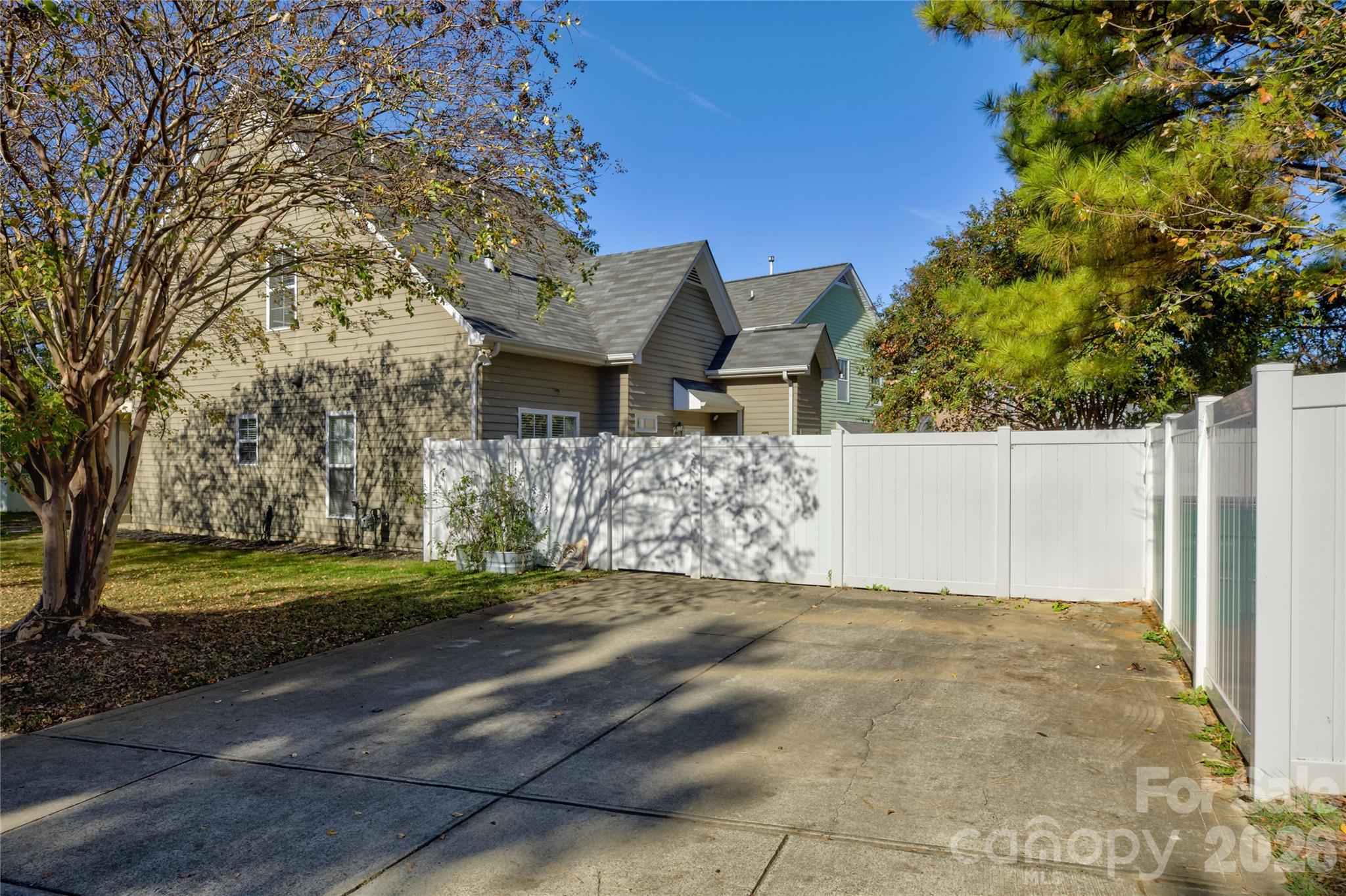 The Park At Oaklawn - Residential