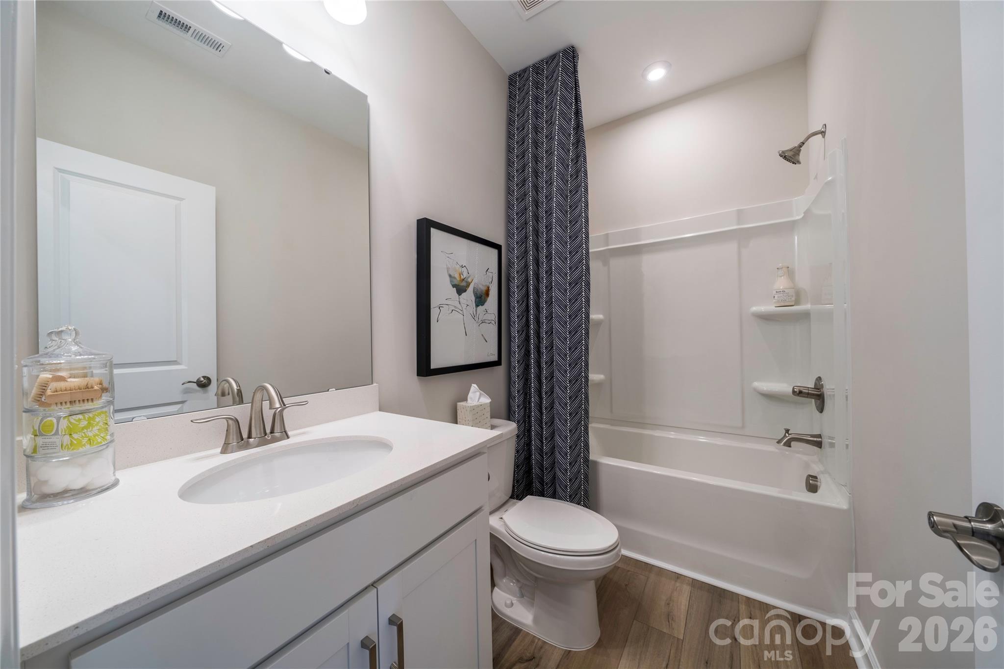 Fifteen 15 Cannon - Residential