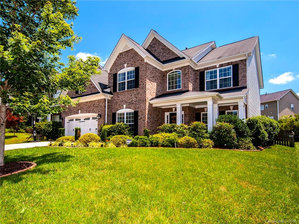 Moss Creek Village - Residential