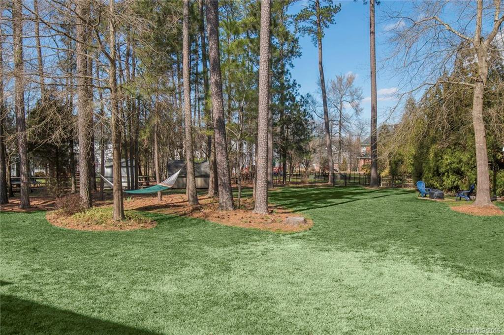 Lake Park - Residential