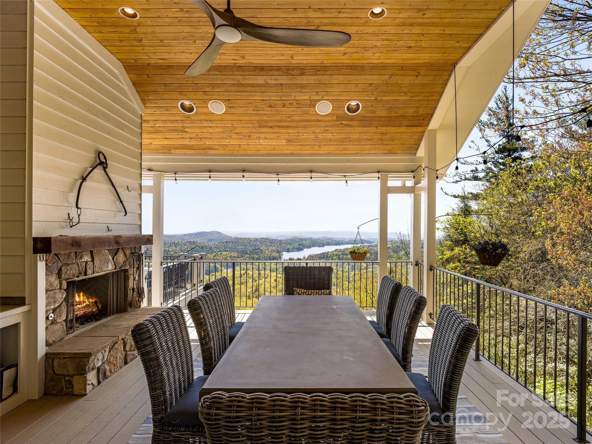 Lake Toxaway Estates - Residential