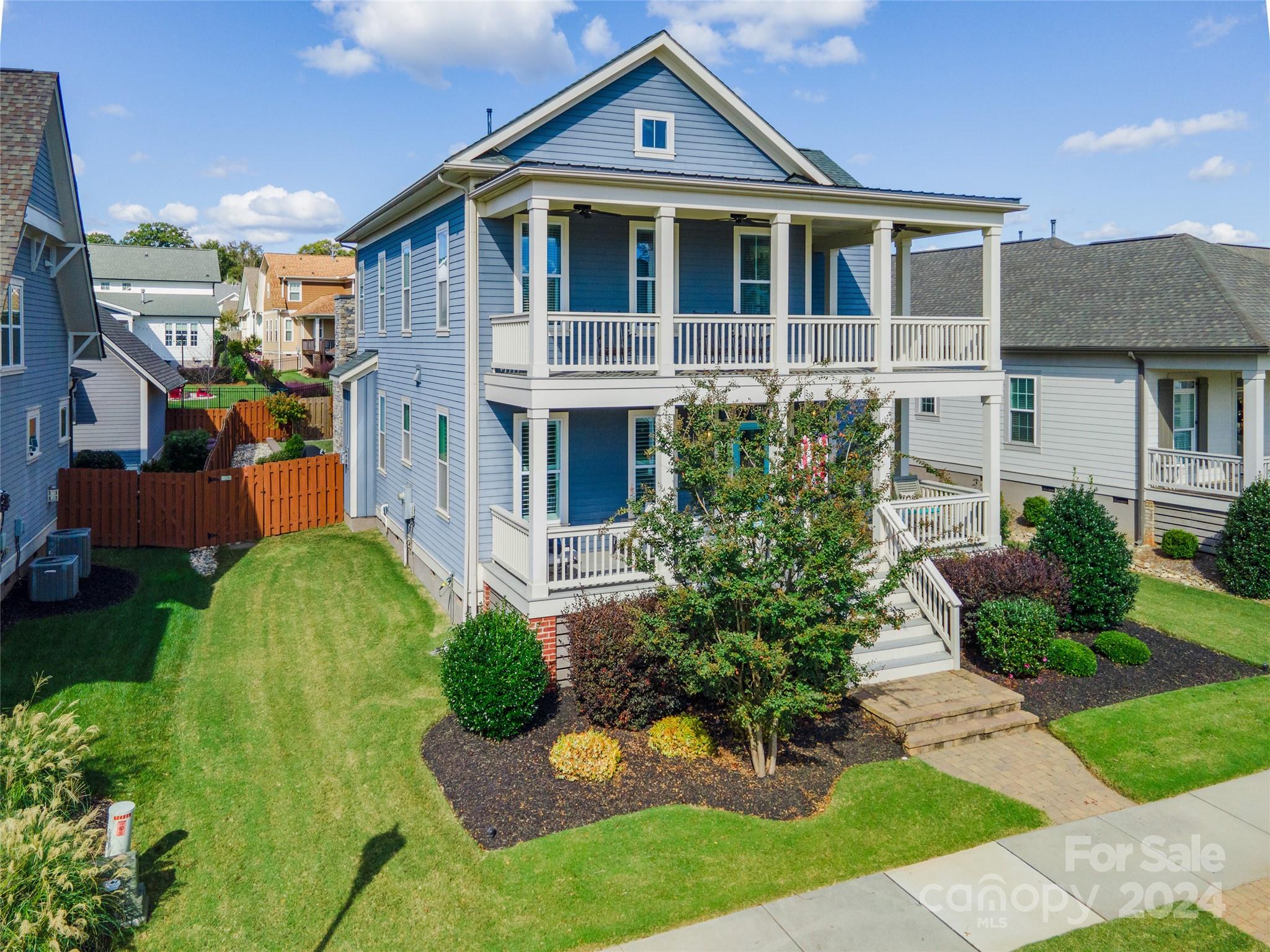 Riverwalk - Residential