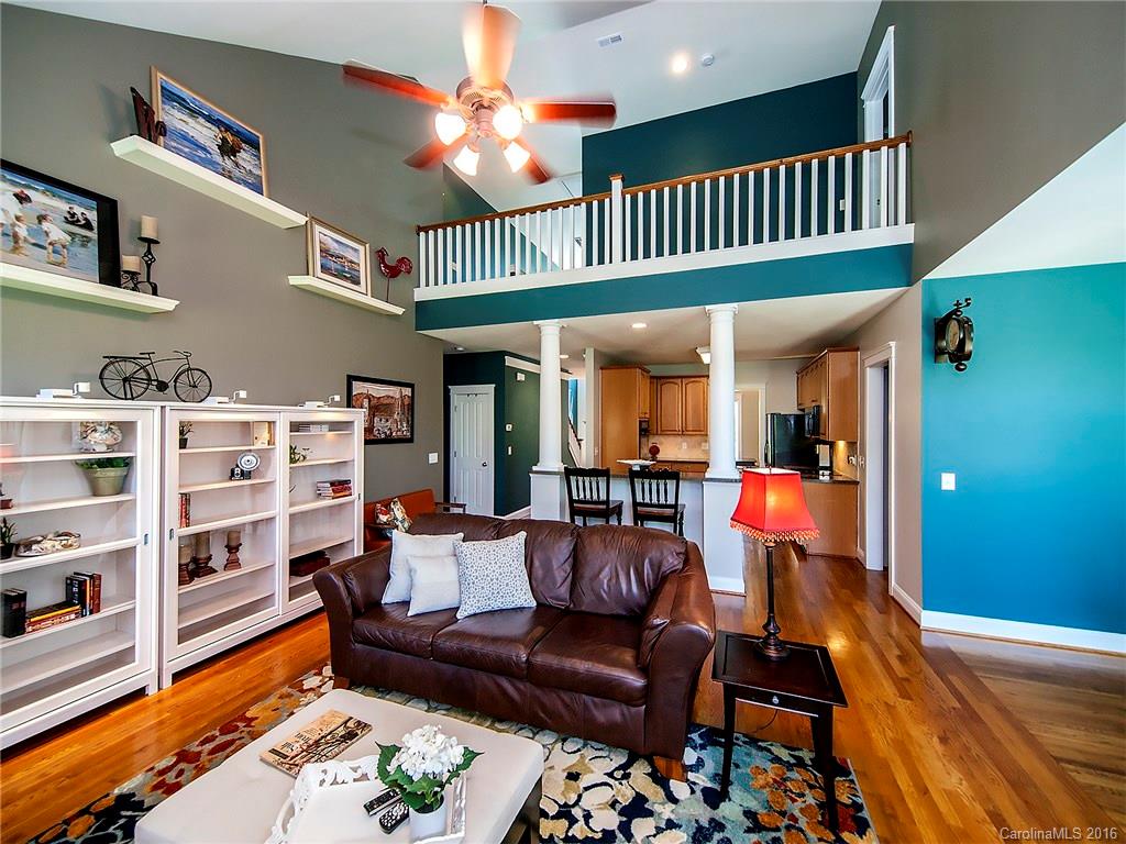 Lake Shore - Residential