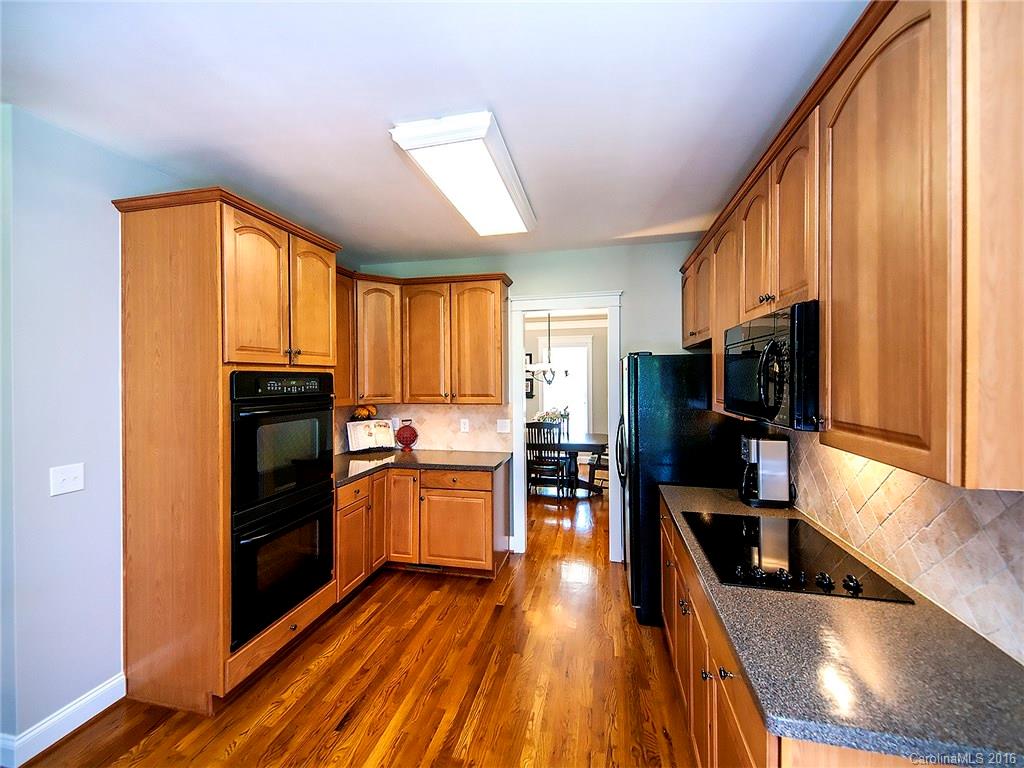 Lake Shore - Residential