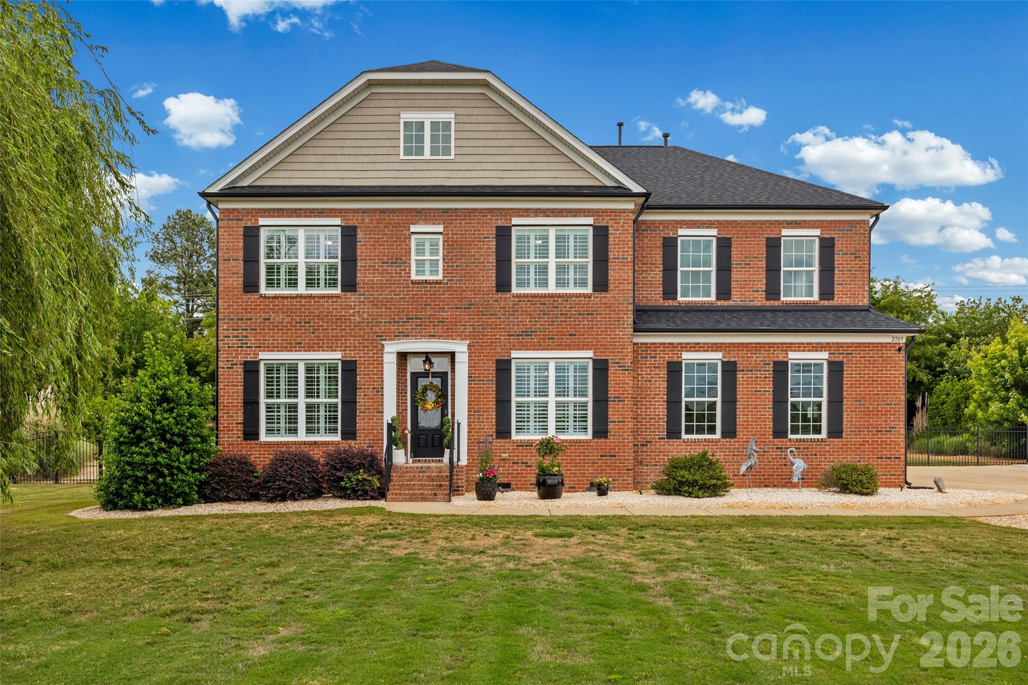 The Gates At Eastview - Residential