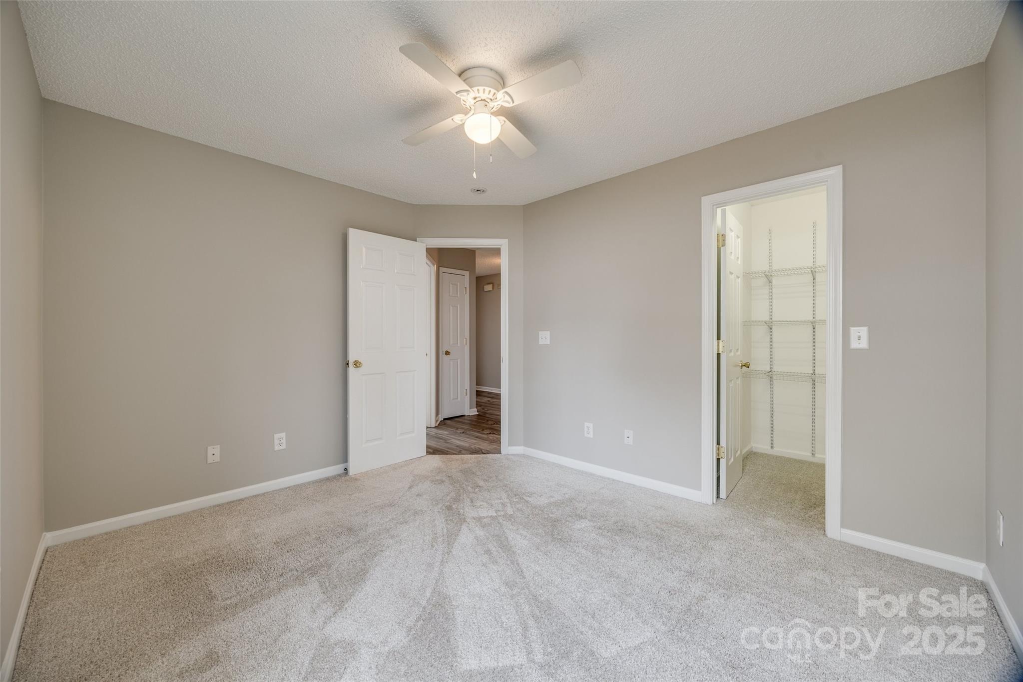 Hallmark Glen - Residential
