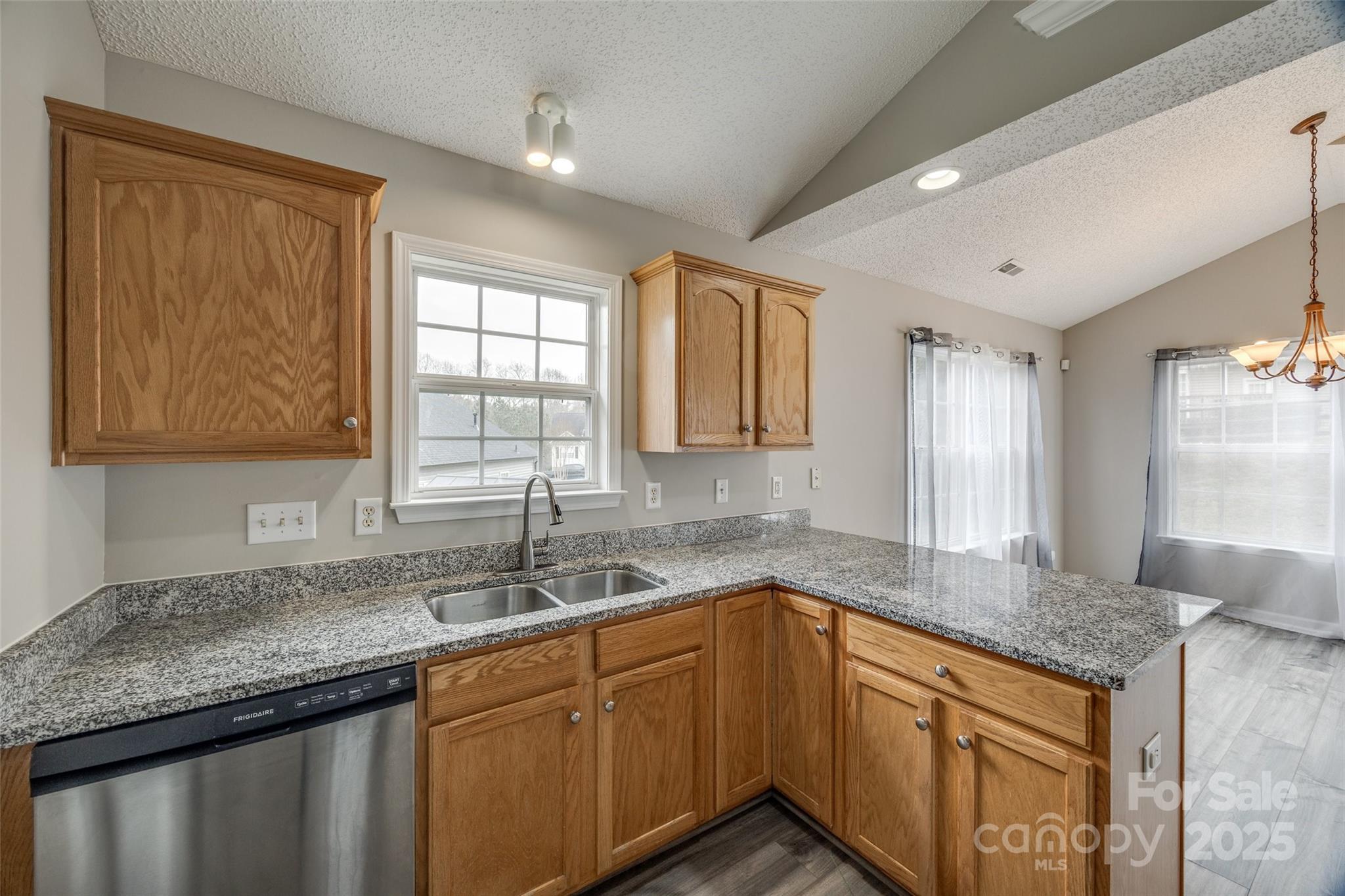 Hallmark Glen - Residential
