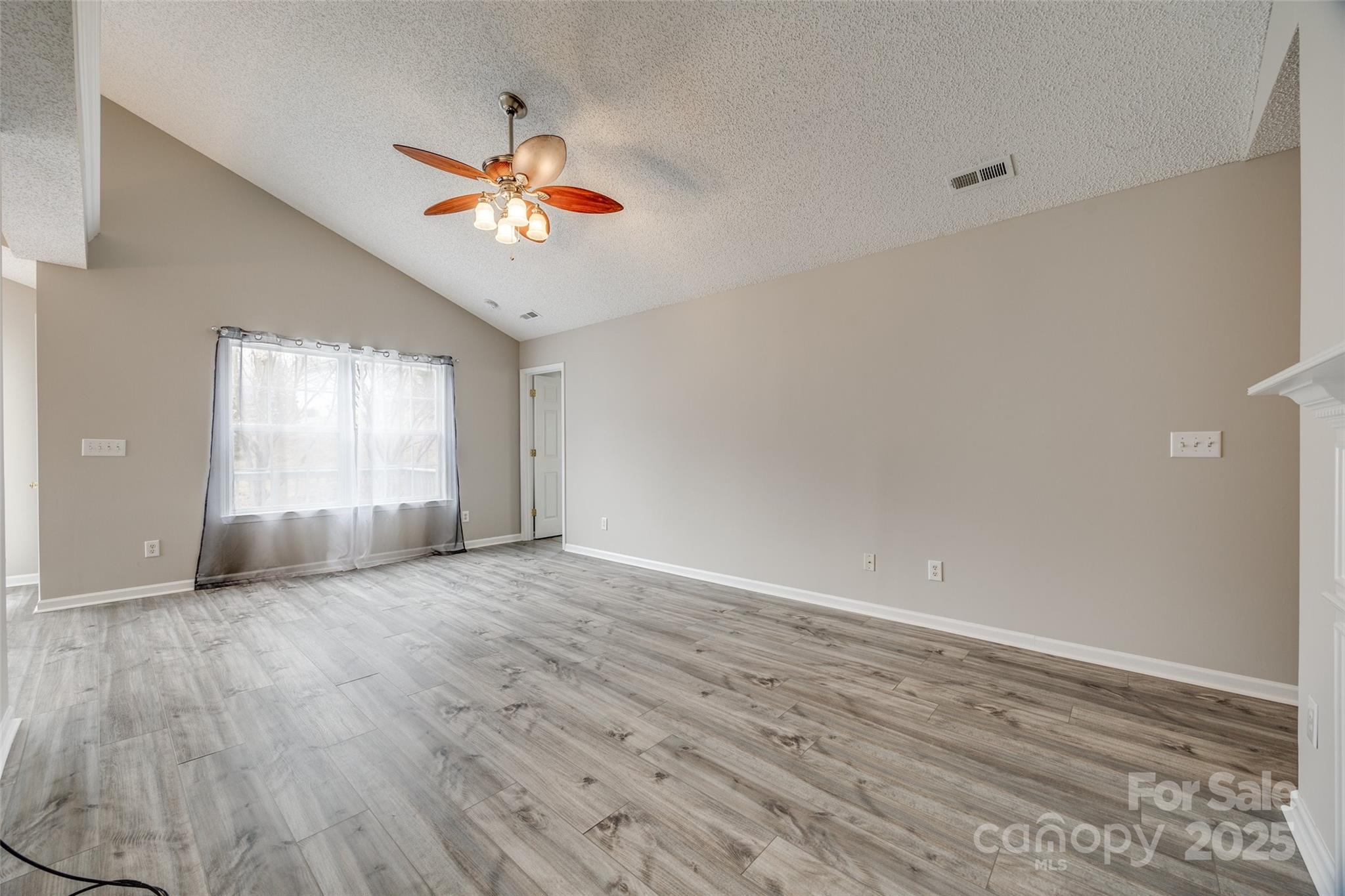 Hallmark Glen - Residential