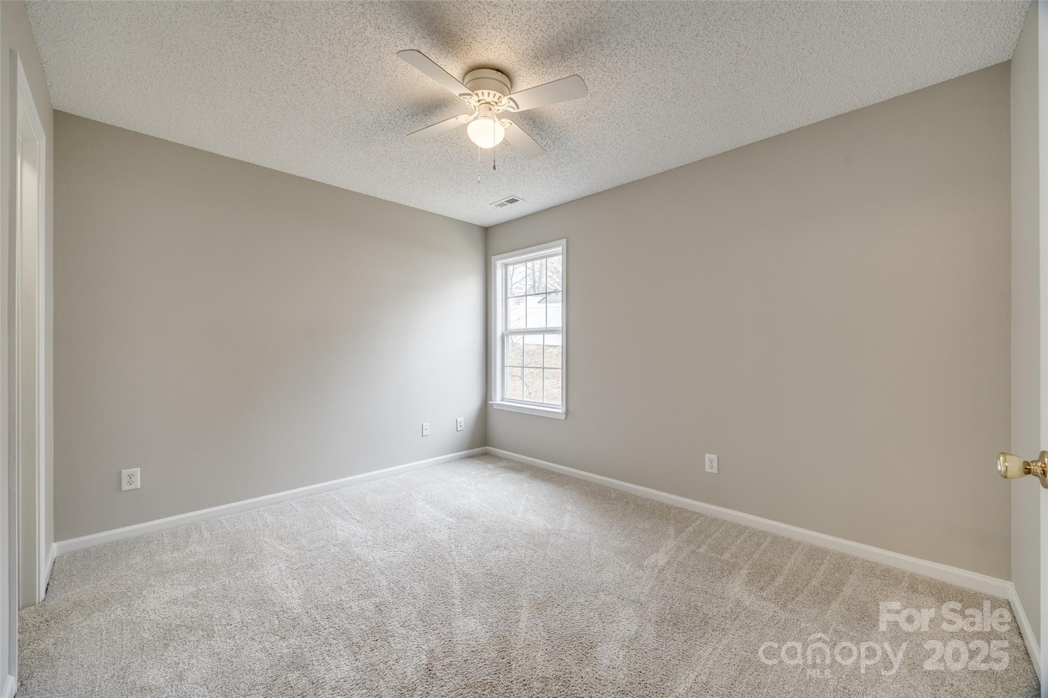 Hallmark Glen - Residential