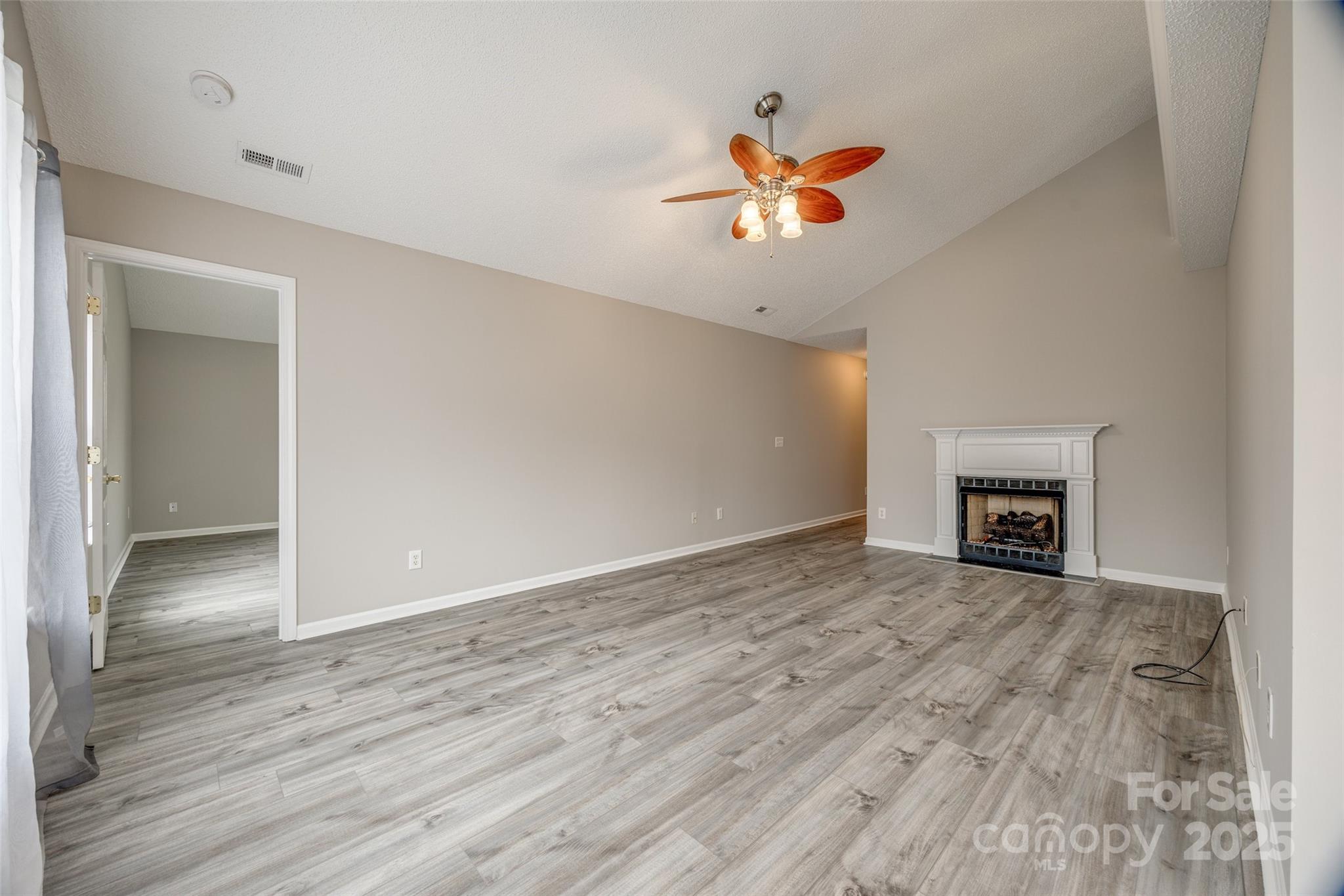 Hallmark Glen - Residential