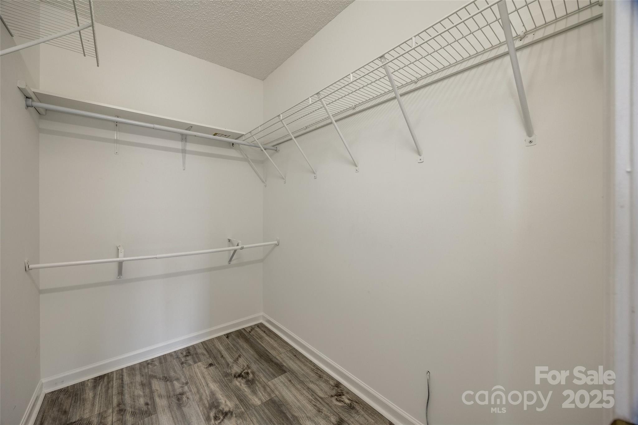Hallmark Glen - Residential