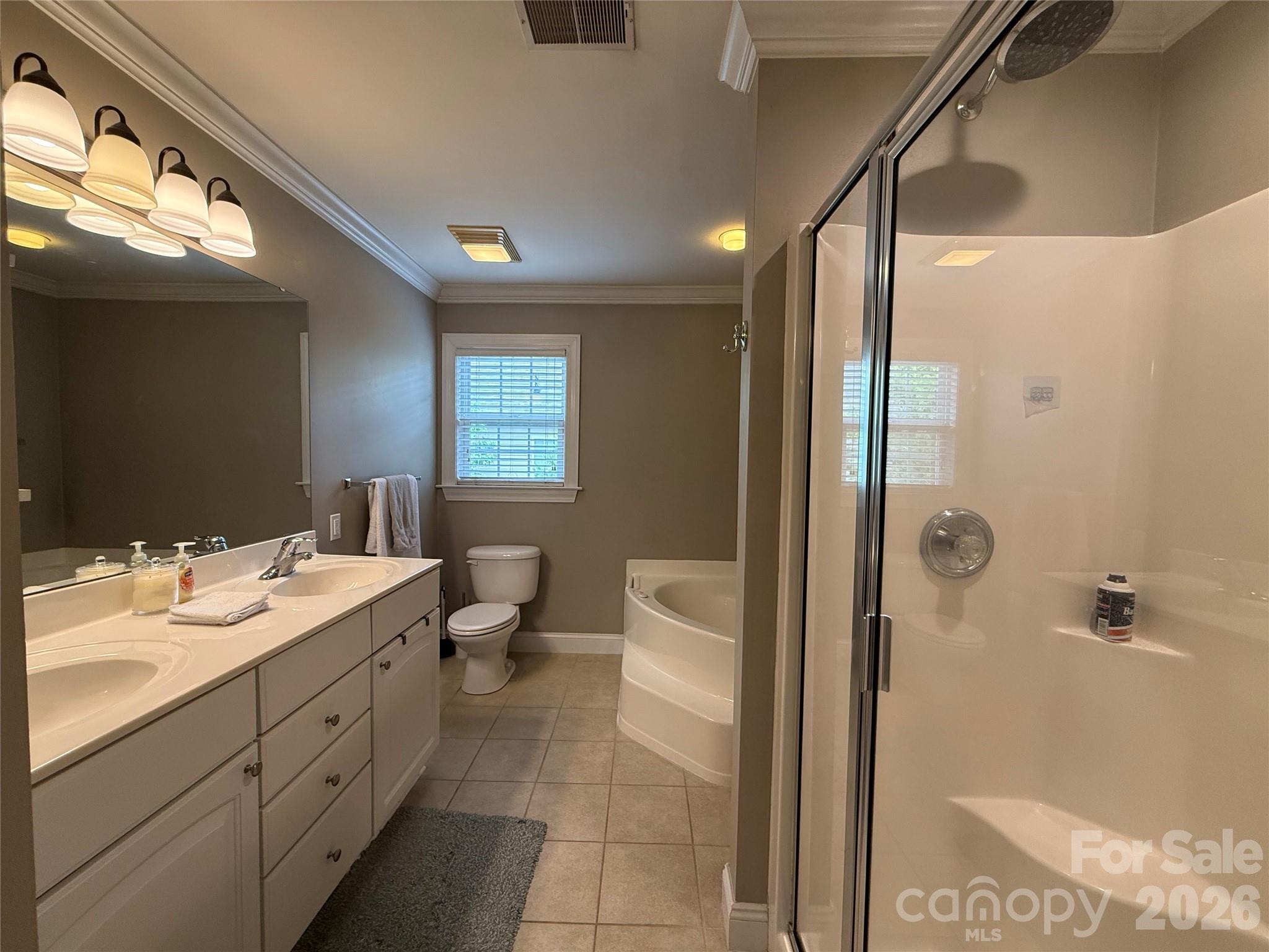 Adare Townhomes - Residential