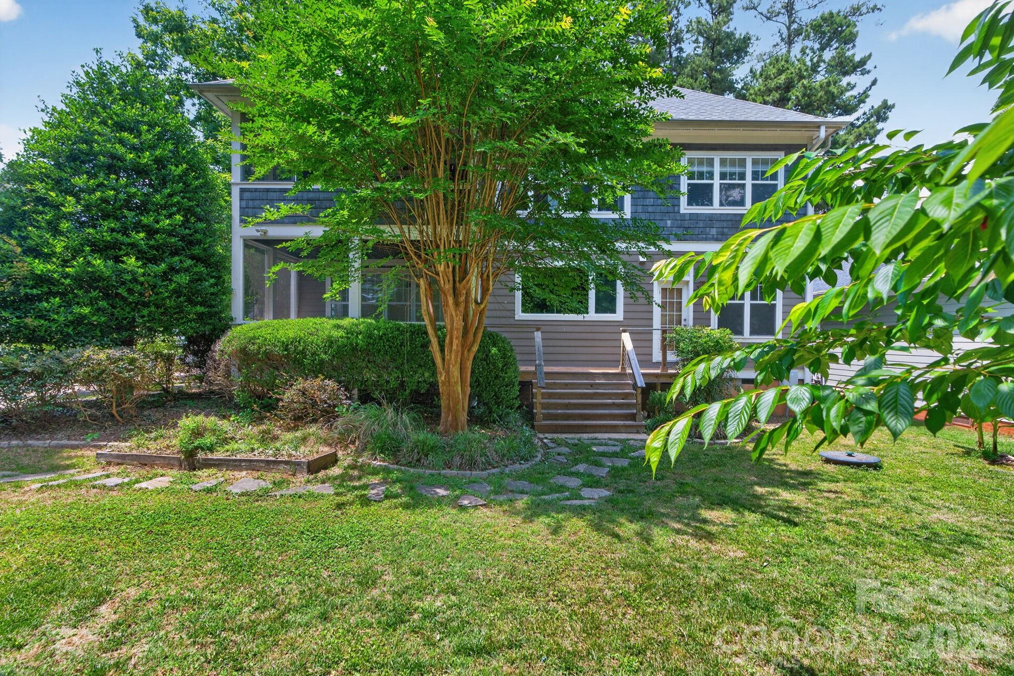 Island Forest - Residential