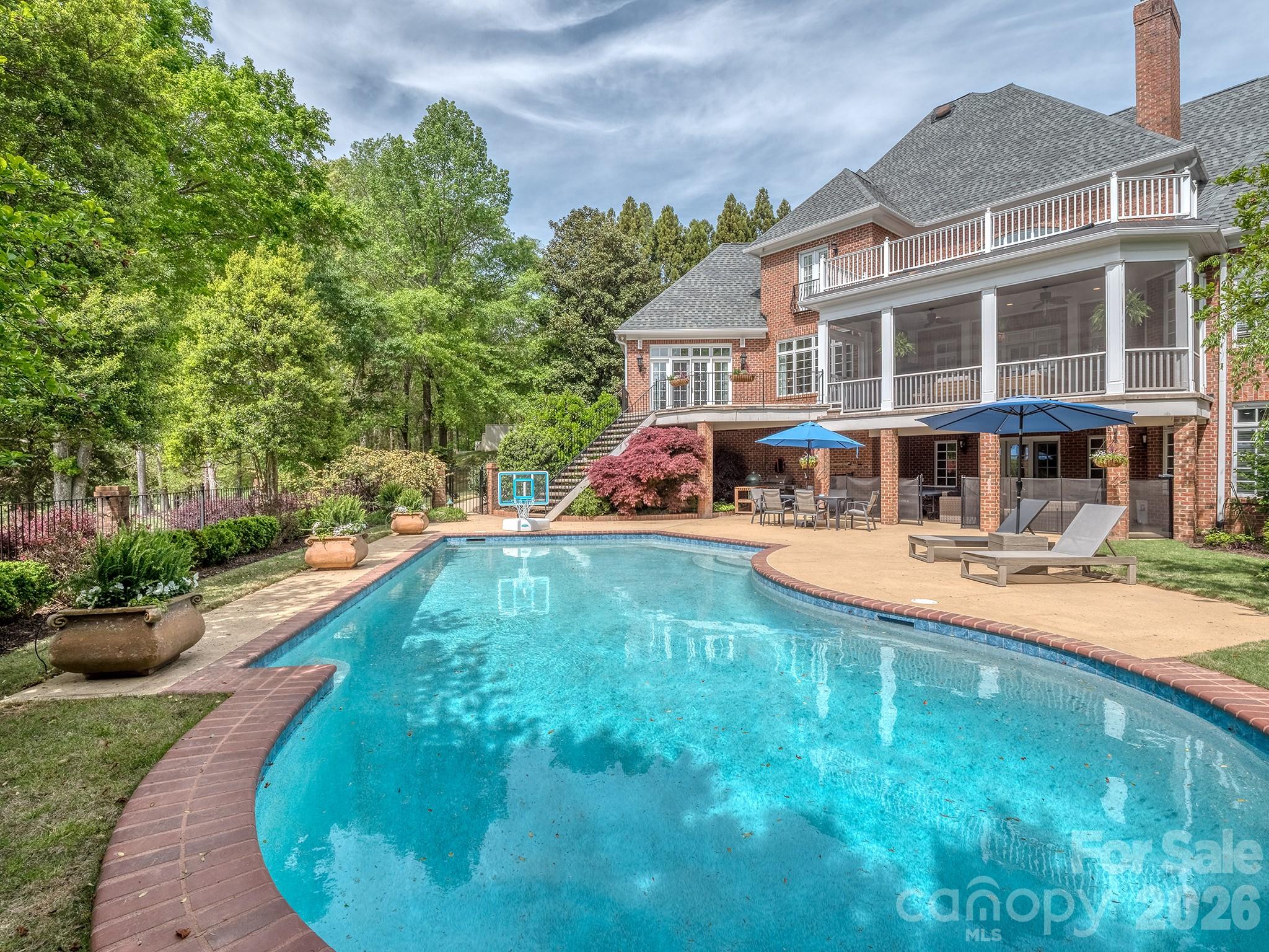 Piper Glen - Residential