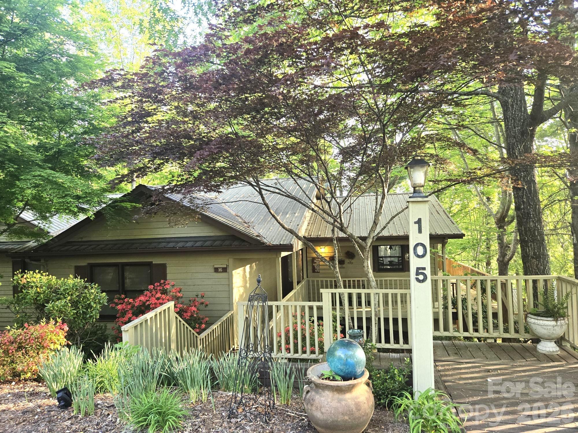 Rumbling Bald on Lake Lure - Residential