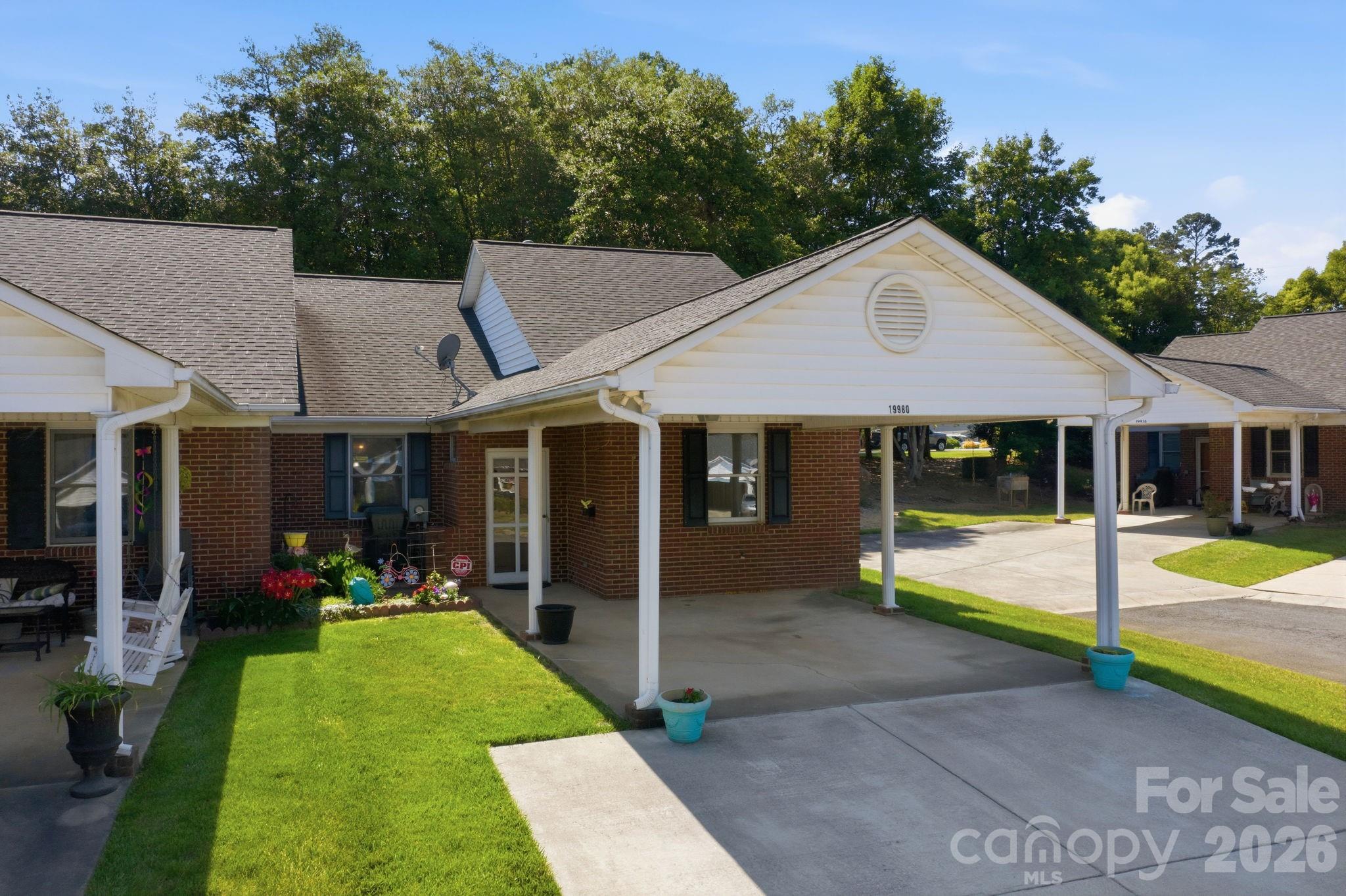 Twin Oaks - Residential