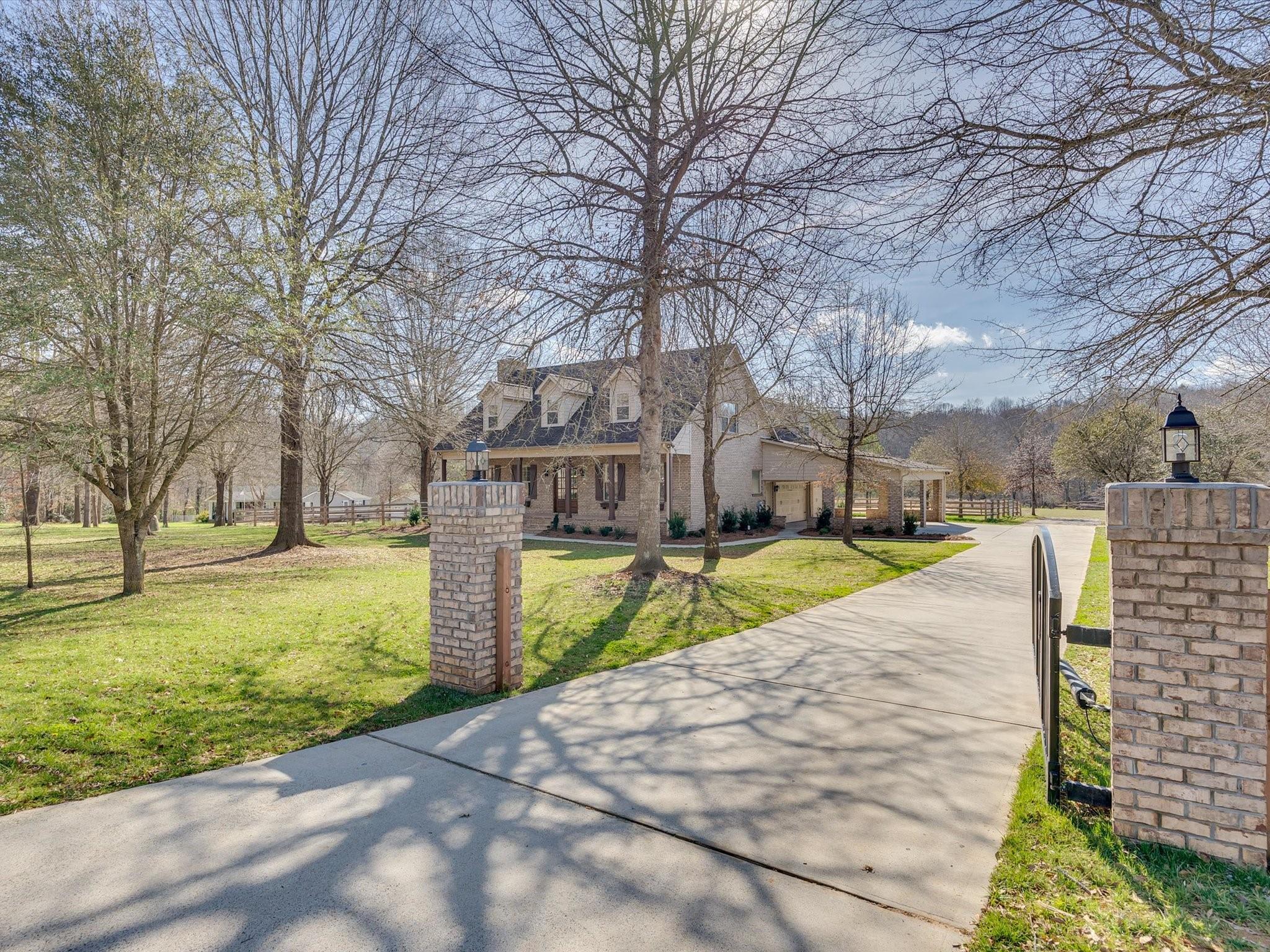 Hidden Oaks - Residential