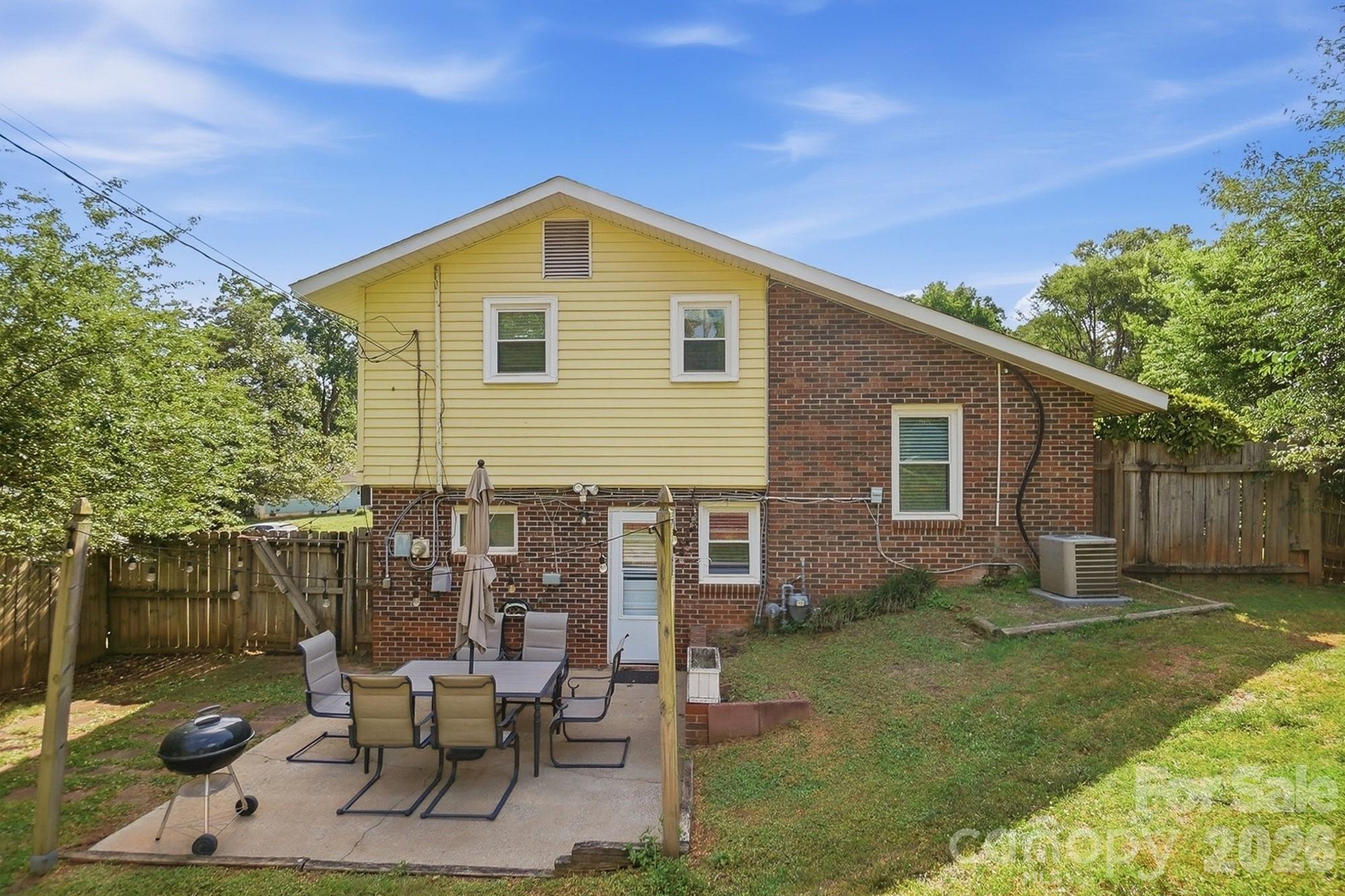 Yorkmont Park - Residential