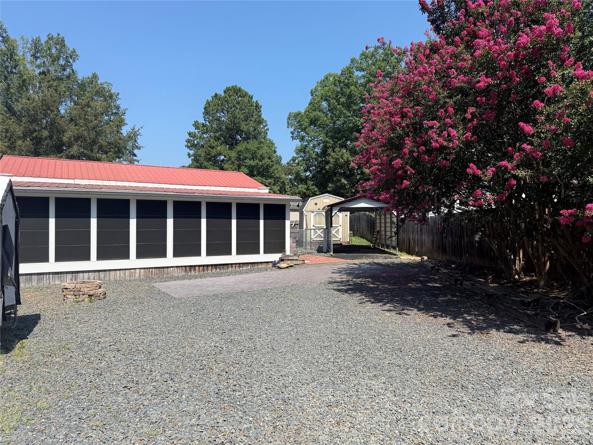 Twin Harbor - Residential
