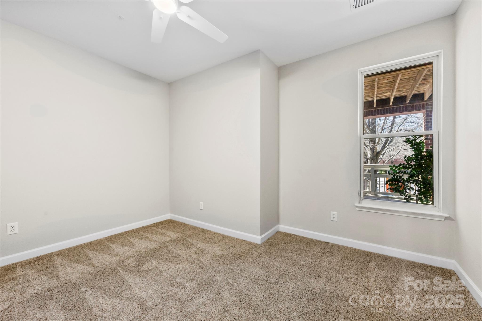 Spinnaker Reach - Residential
