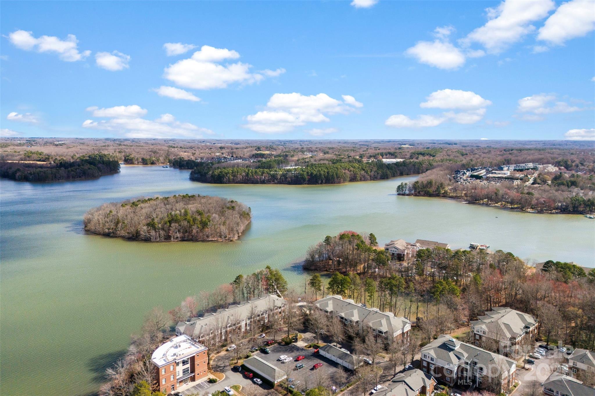 Spinnaker Reach - Residential