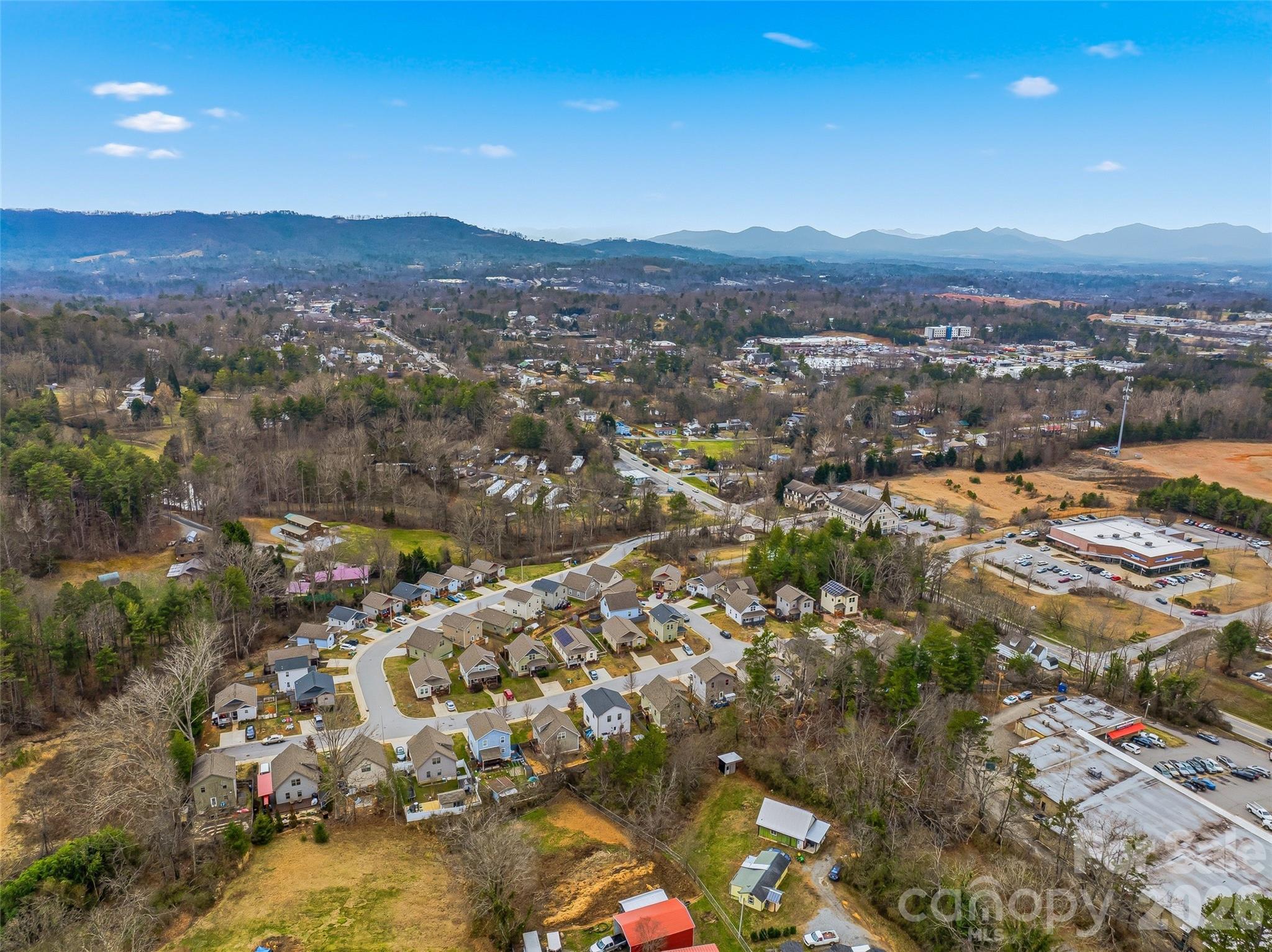 Lillie Farm Cove - Residential