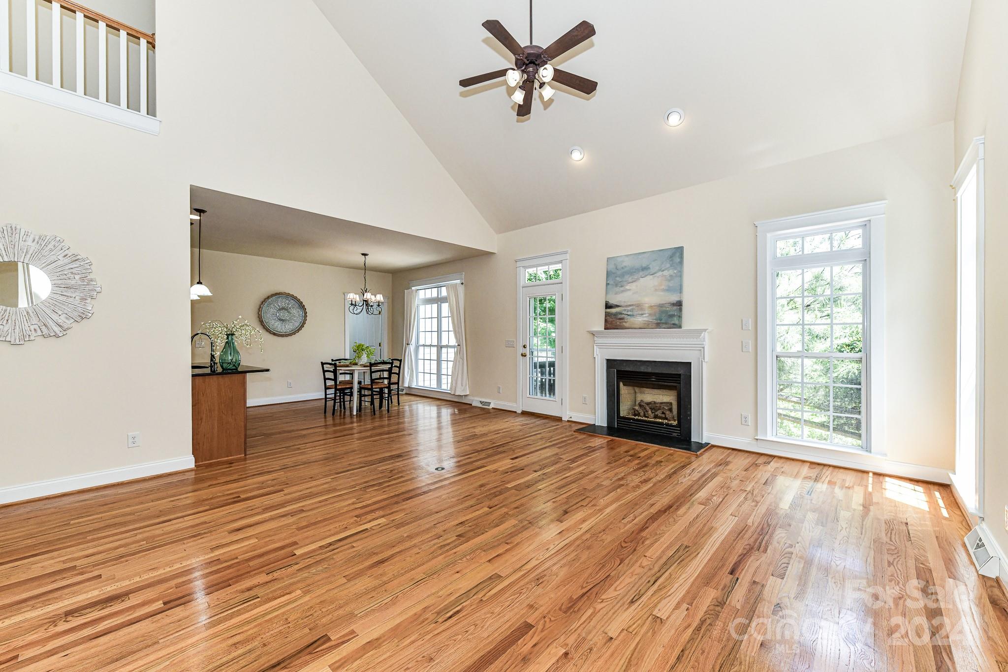 Lake Shore - Residential