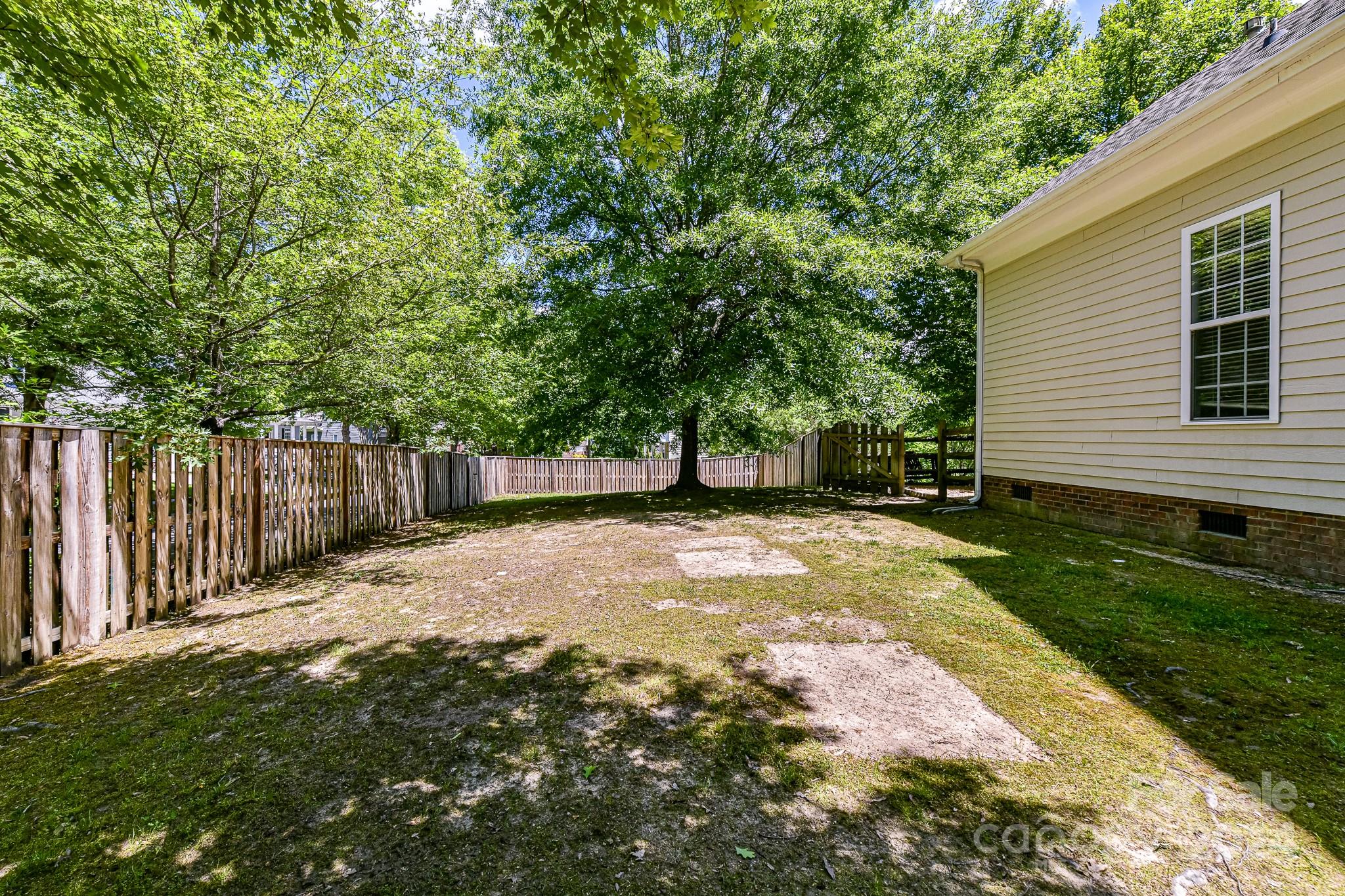 Lake Shore - Residential