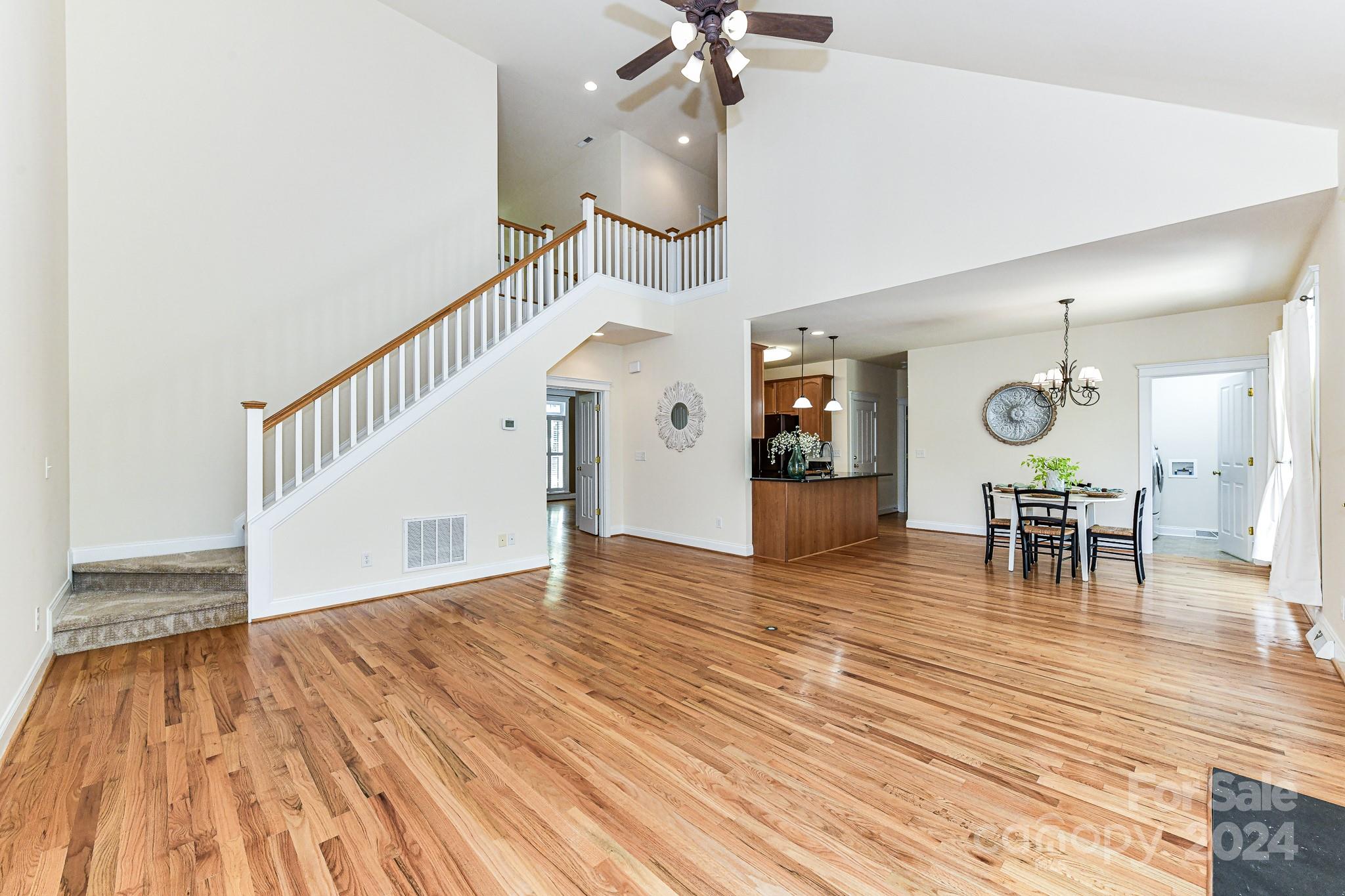 Lake Shore - Residential