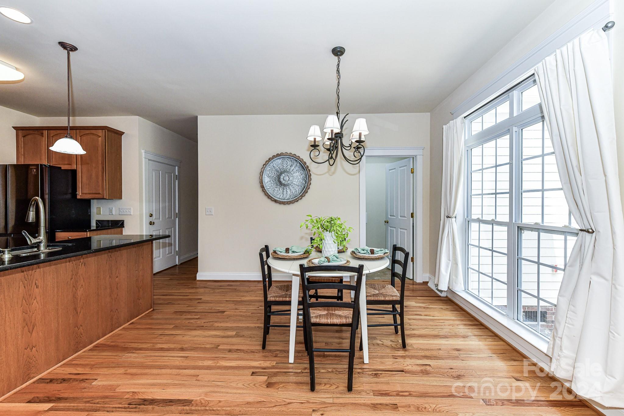 Lake Shore - Residential