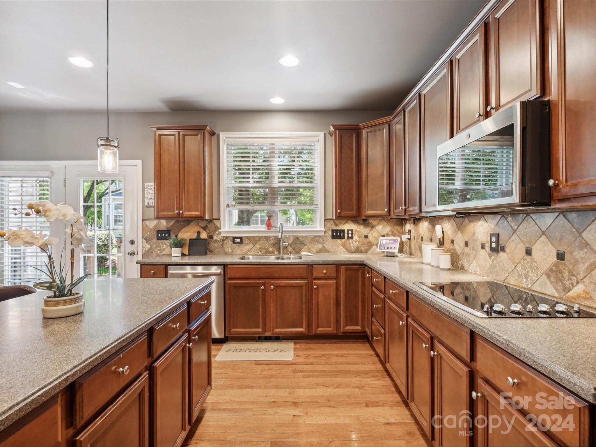 Waterstone - Residential