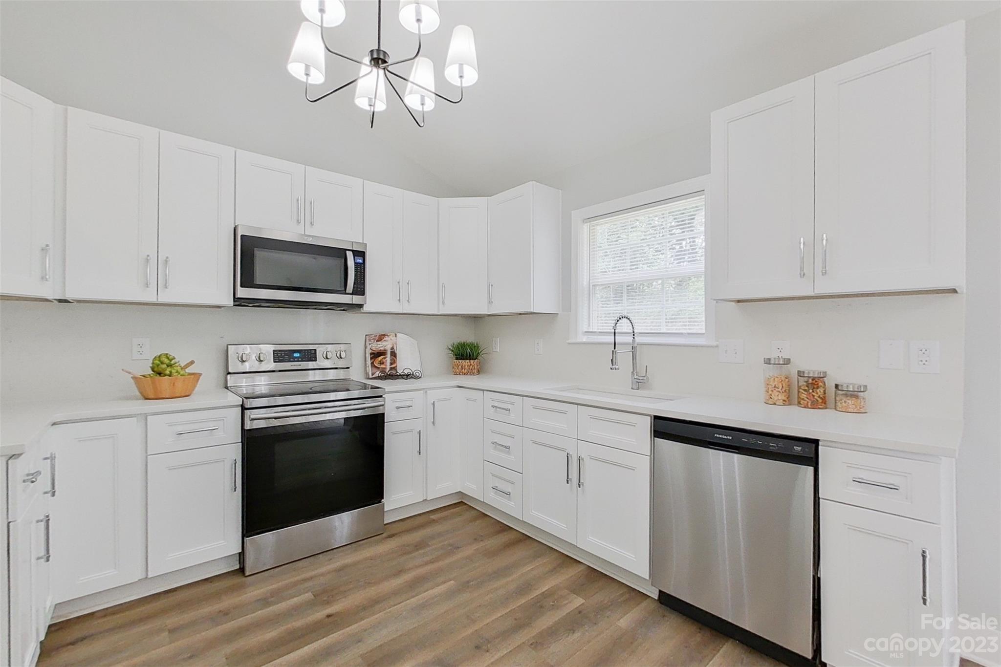 Faulkner Ridge - Residential