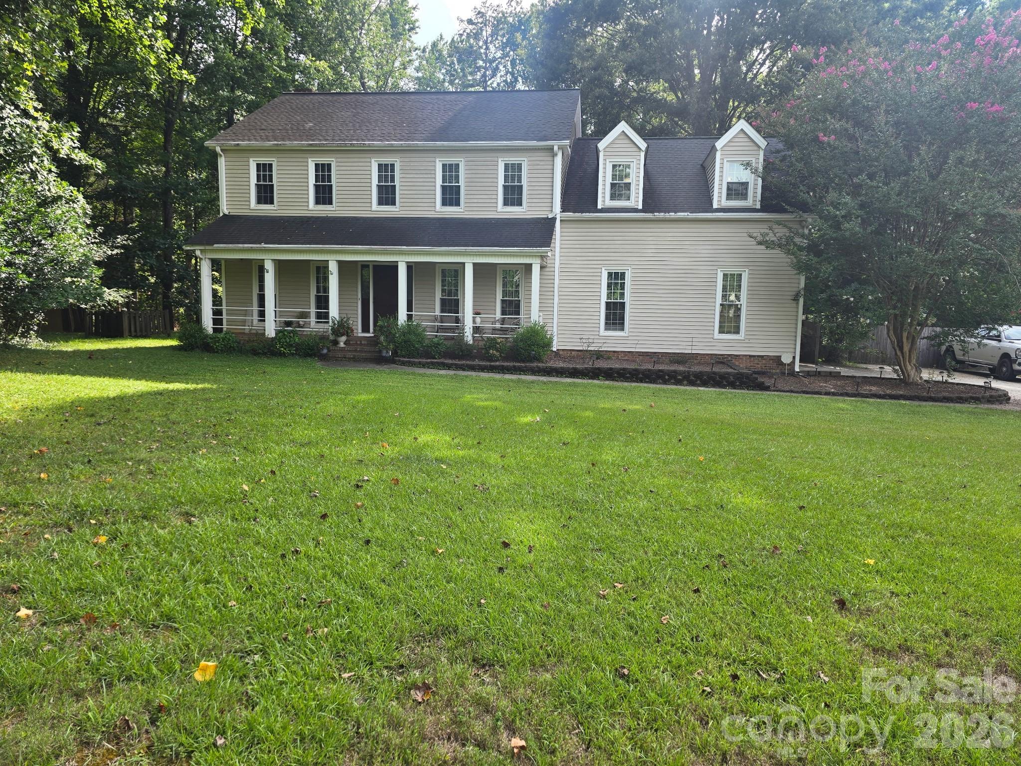A JEM IN THE HEART OF WEDDINGTON, SURROUNDED WITH LARGE TREES, AND COZY ROCKING CHAIRS PORCH, ENJOY MORNING SUNRISE OR EVENING SUNSETS, HOUSE ITSELF OFFERS  THREE BDRMS  AND A BONUS ROOM, AND TWO AND HALF BATHROOMS, BEAUTIFUL SUNROOM, OPEN FLOOR PLAN, HARDWOOD FLOOR ON MAIN LEVEL AND NEW LAMINATE ON SECOND, FRESH PAINT THROUGHOUT THE HOUSE, GAS FIREPLACE, AND A BEAUTIFUL KITCHEN WITH ALL NEW KITCHEN APPLIANCES, THE BEST LOCATION, A FEW MIN TO I-485 AND WAVERLY, ARDREY KELL, AND BLAKENEY  SHOPPING PLACES WITH ALL RESTAURANTS  AND STORES. COME AND SEE, YOU WILL NOT BE DISAPPOINTED.