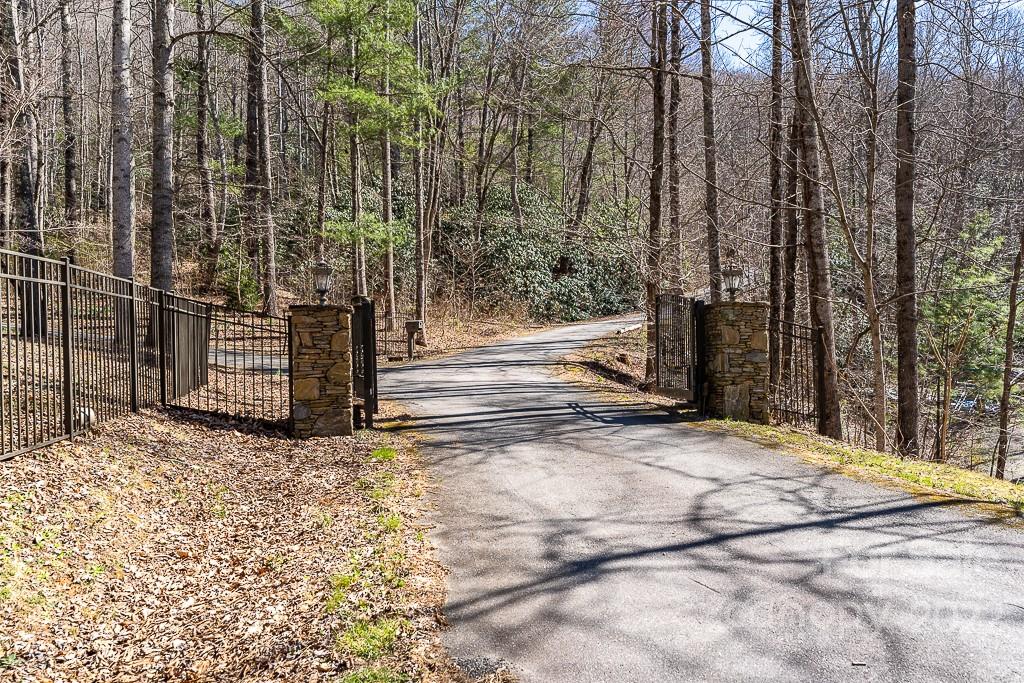 BARTLETT MOUNTAIN VIEWS - Land