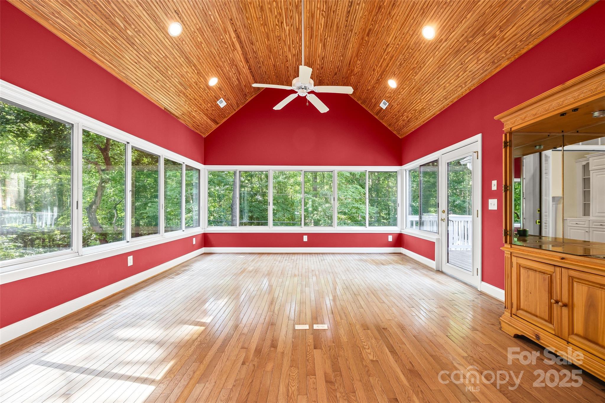 Friendfield - Residential